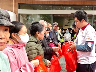 Đoàn thanh niên - Hội sinh viên Trường Kinh tế đồng hành cùng Chùa Đình Quán tổ chức chương trình "Tết yêu thương 2026"