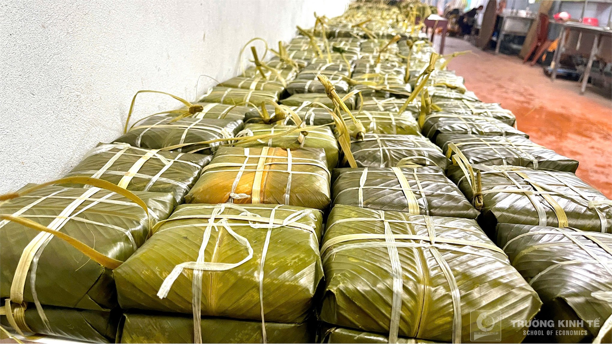 Đoàn thanh niên - Hội sinh viên Trường Kinh tế đồng hành cùng Chùa Đình Quán tổ chức chương trình `Tết yêu thương 2026`