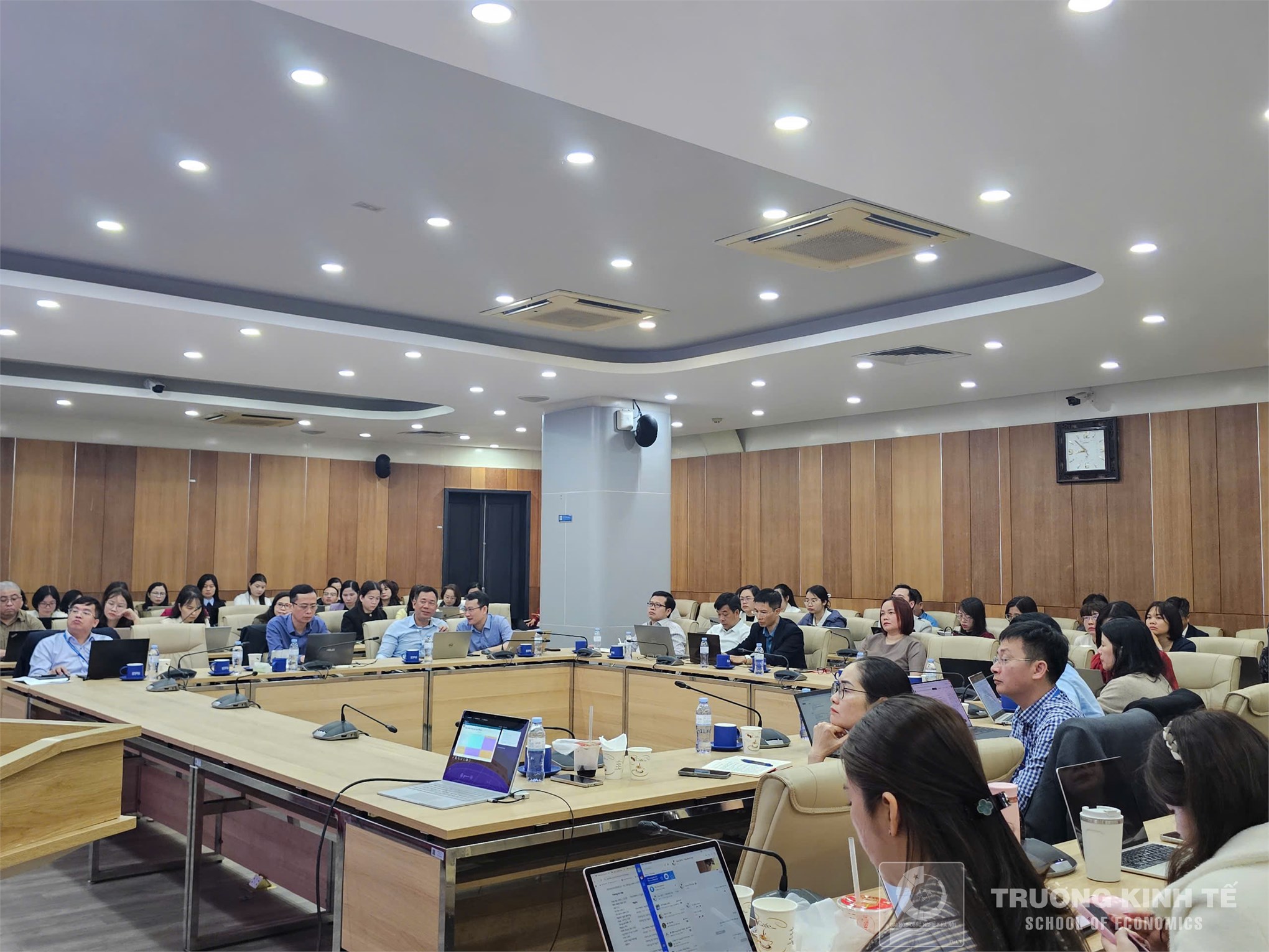 Trường Kinh tế tham gia Tập huấn kiểm định các chương trình đào tạo theo tiêu chuẩn FIBAA