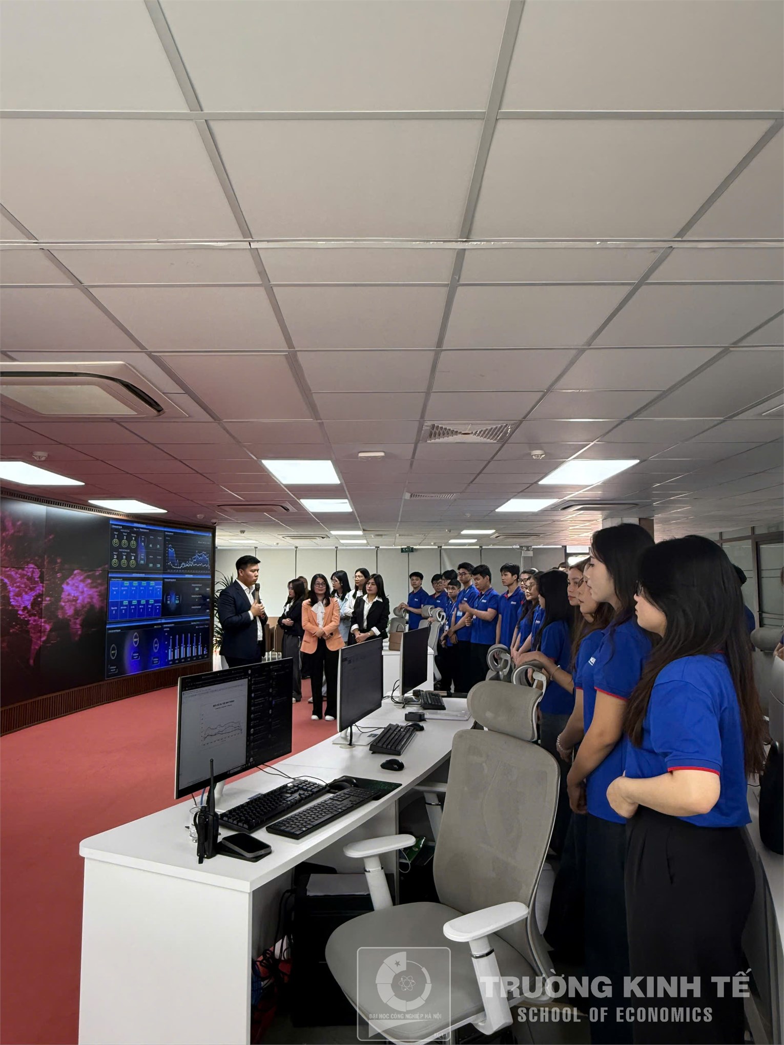 Tham quan thực tế Công viên Logistics Viettel Lạng Sơn của sinh viên ngành Logistics – Khoa Kinh doanh số - Trường Kinh tế