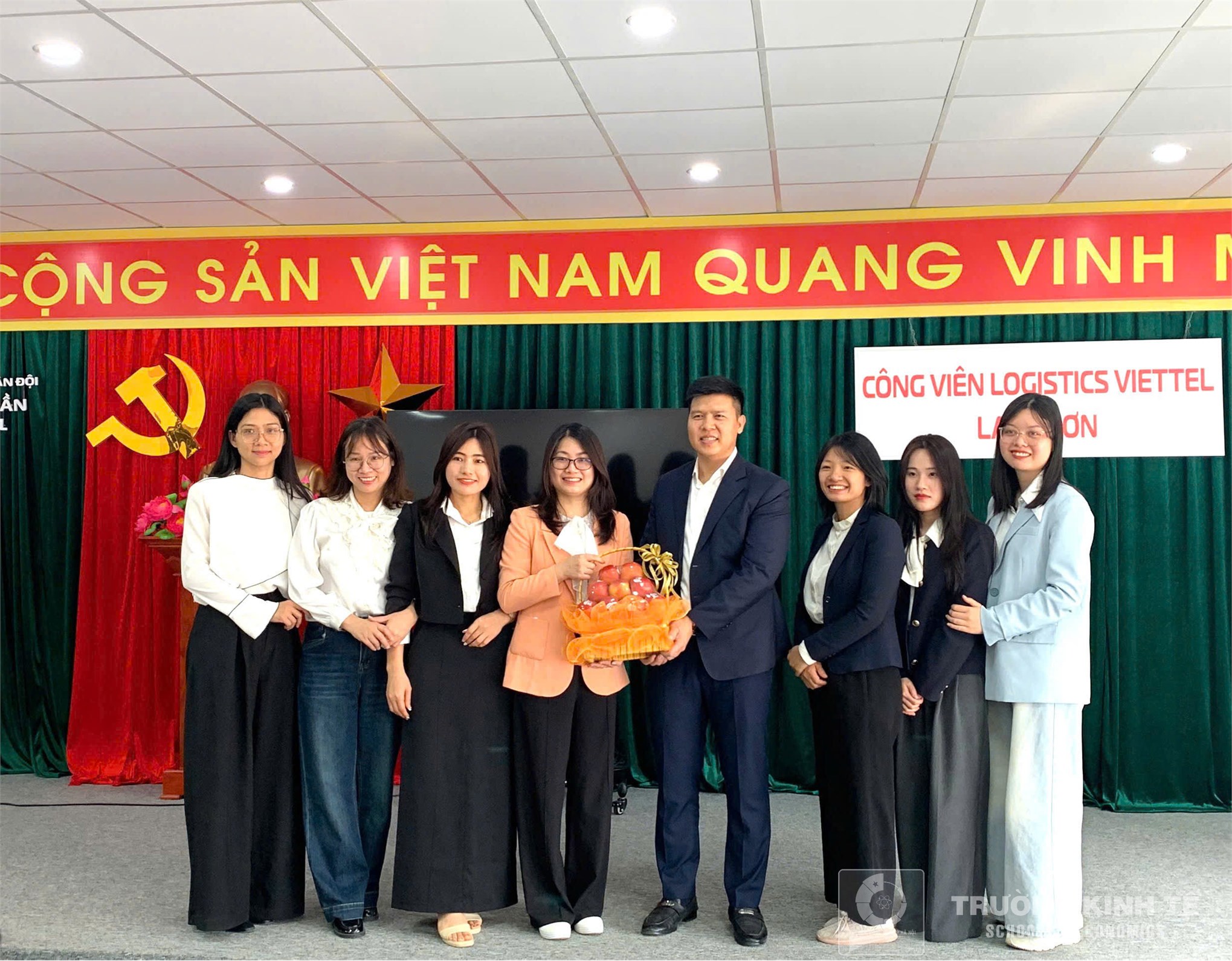 Tham quan thực tế Công viên Logistics Viettel Lạng Sơn của sinh viên ngành Logistics – Khoa Kinh doanh số - Trường Kinh tế
