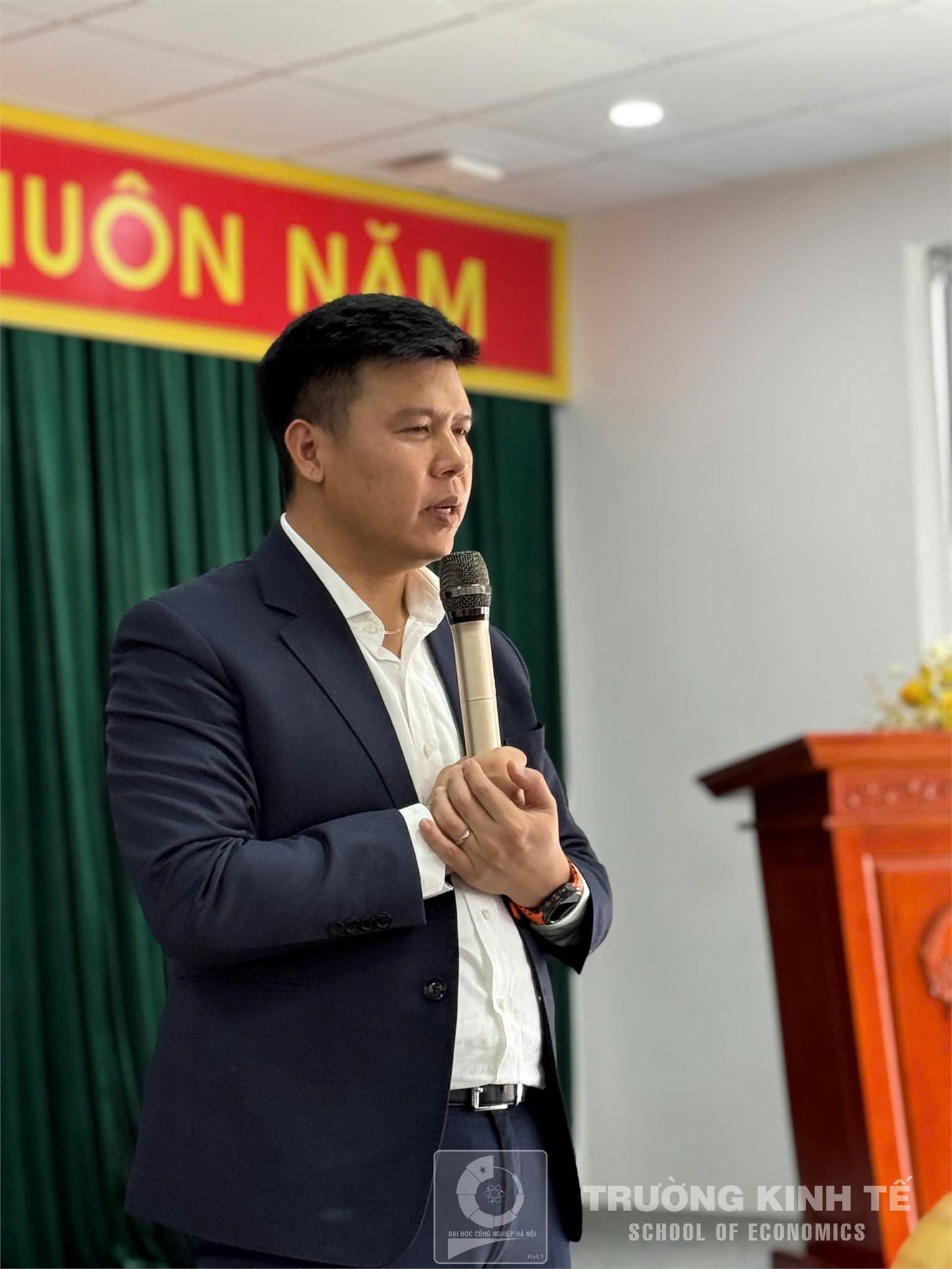 Tham quan thực tế Công viên Logistics Viettel Lạng Sơn của sinh viên ngành Logistics – Khoa Kinh doanh số - Trường Kinh tế