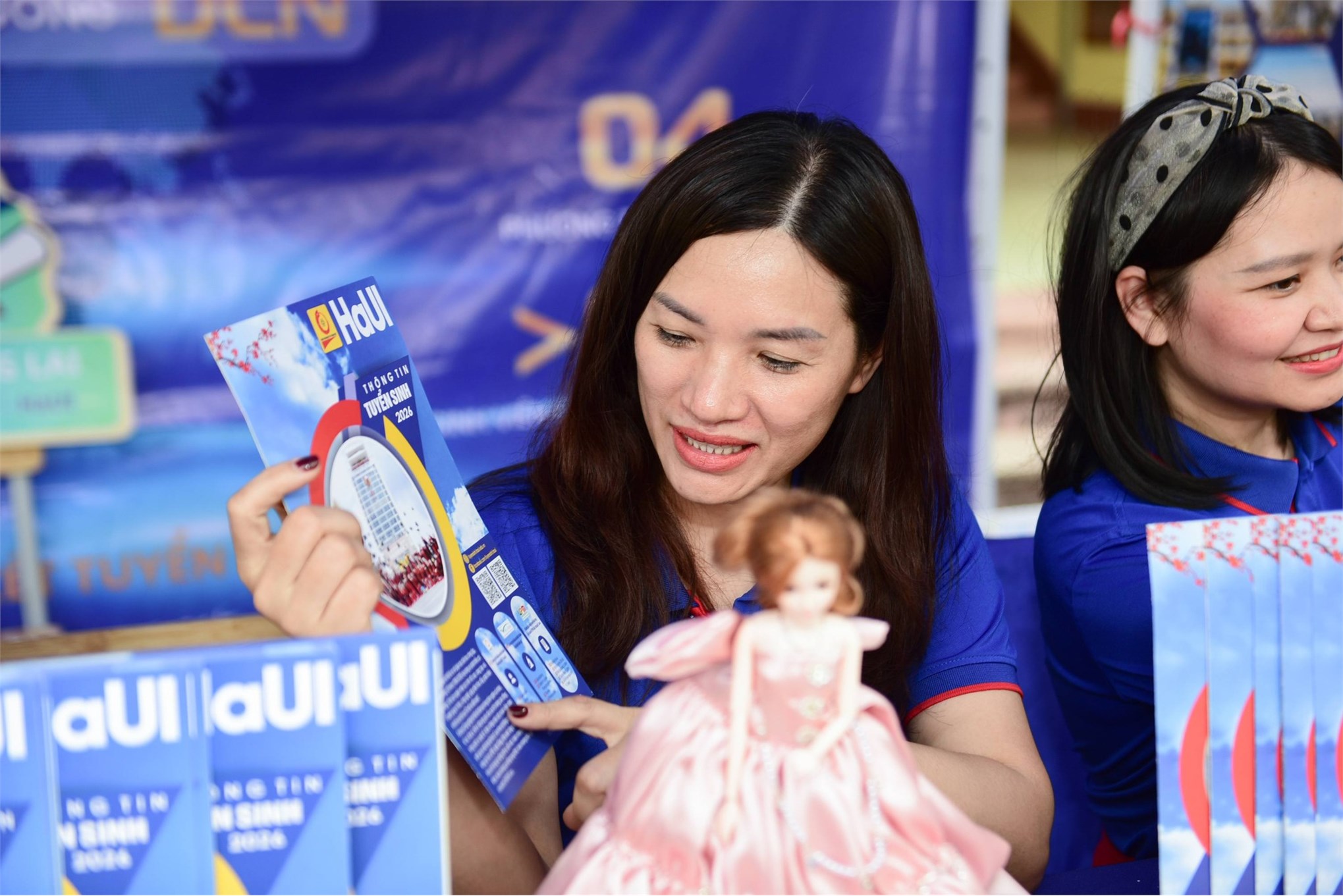 Trường Kinh tế, Đại học Công nghiệp Hà Nội tư vấn hướng nghiệp và tuyển sinh tại Trường THPT Yên Thế