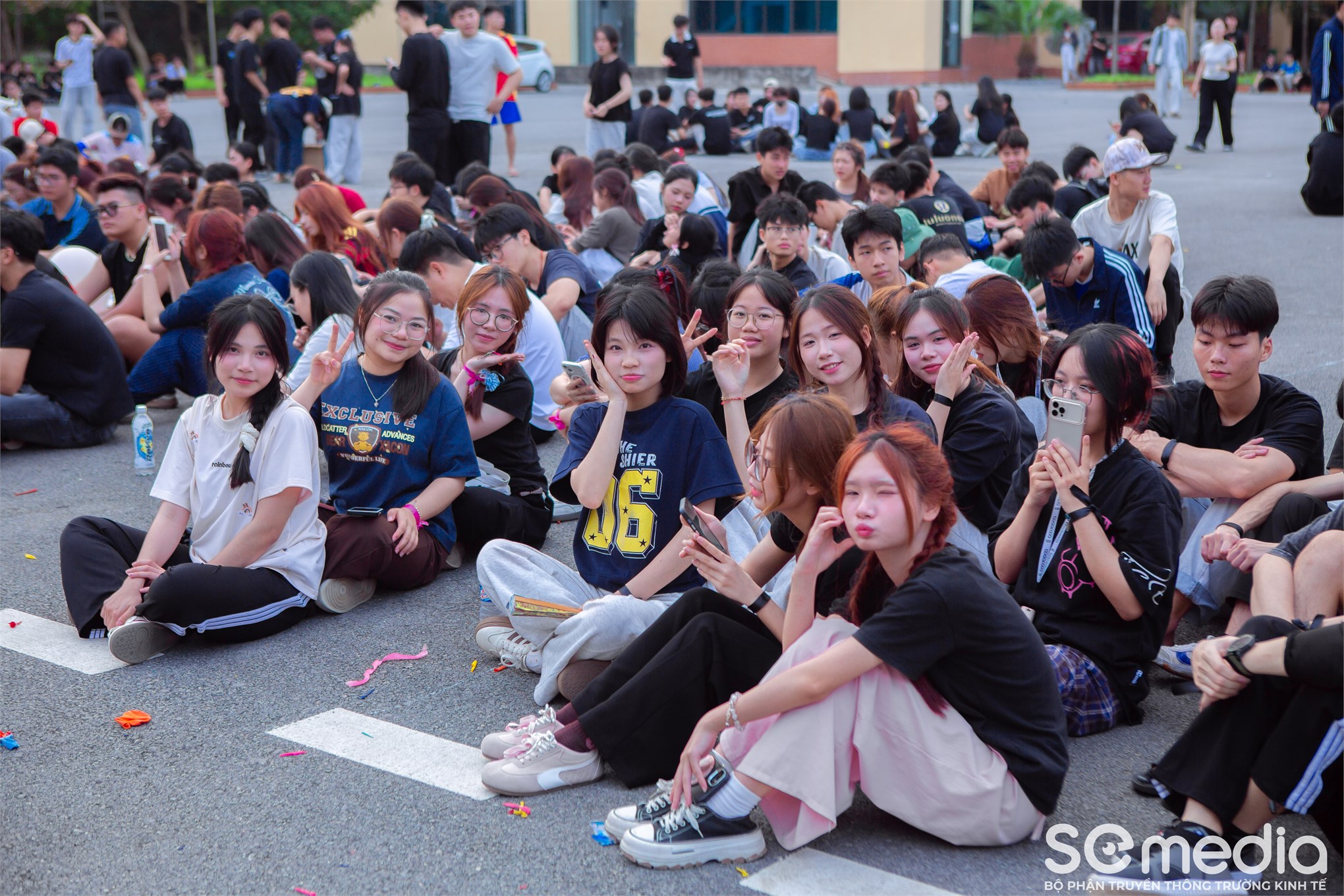 Ấn tượng sức trẻ Sinh viên Trường Kinh tế trong chuỗi hoạt động Thời trang xanh (Green fashion contest) & Hội khỏe sinh viên cơ sở 3