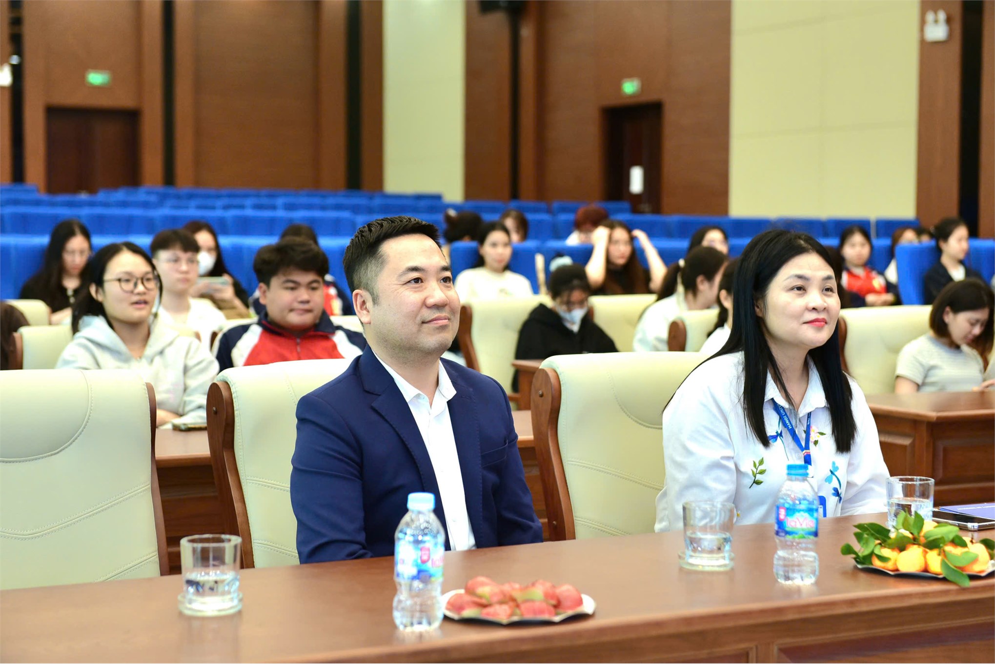 Trường Kinh tế - Đại học Công nghiệp Hà Nội tổ chức thành công Tọa đàm “Kỹ năng truyền thông và marketing”: Nâng cao năng lực thực chiến cho sinh viên