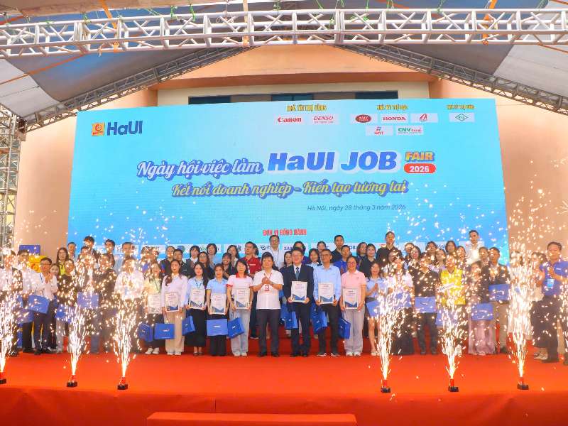 HaUI JOB FAIR 2026 - nhiều cơ hội việc làm từ các công ty, tập đoàn lớn cho sinh viên Trường Kinh tế