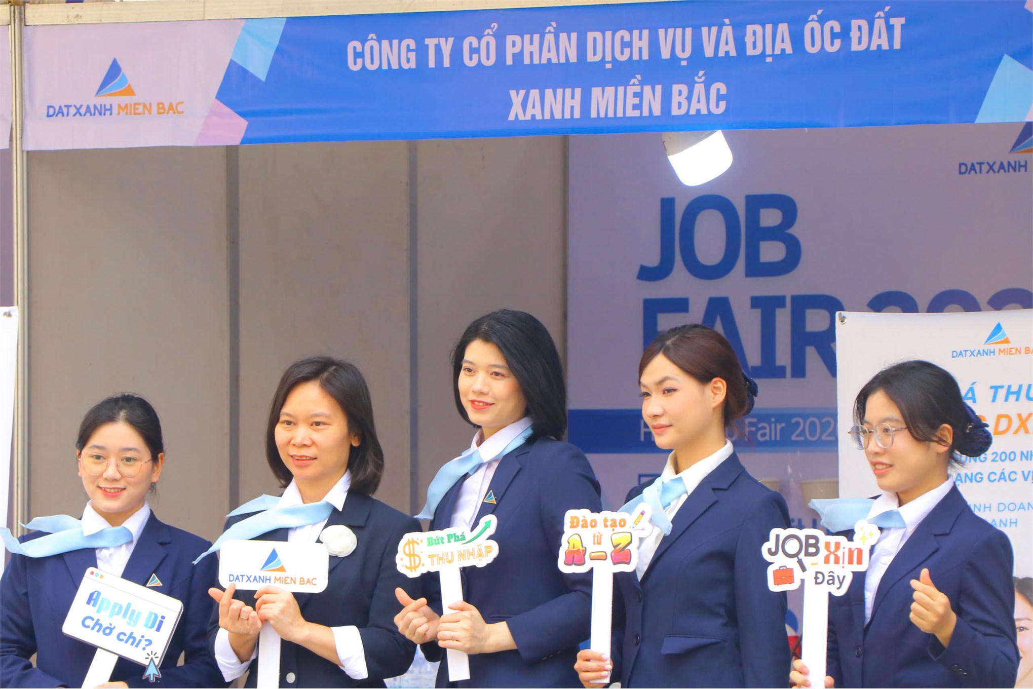 HaUI JOB FAIR 2026 - nhiều cơ hội việc làm từ các công ty, tập đoàn lớn cho sinh viên Trường Kinh tế