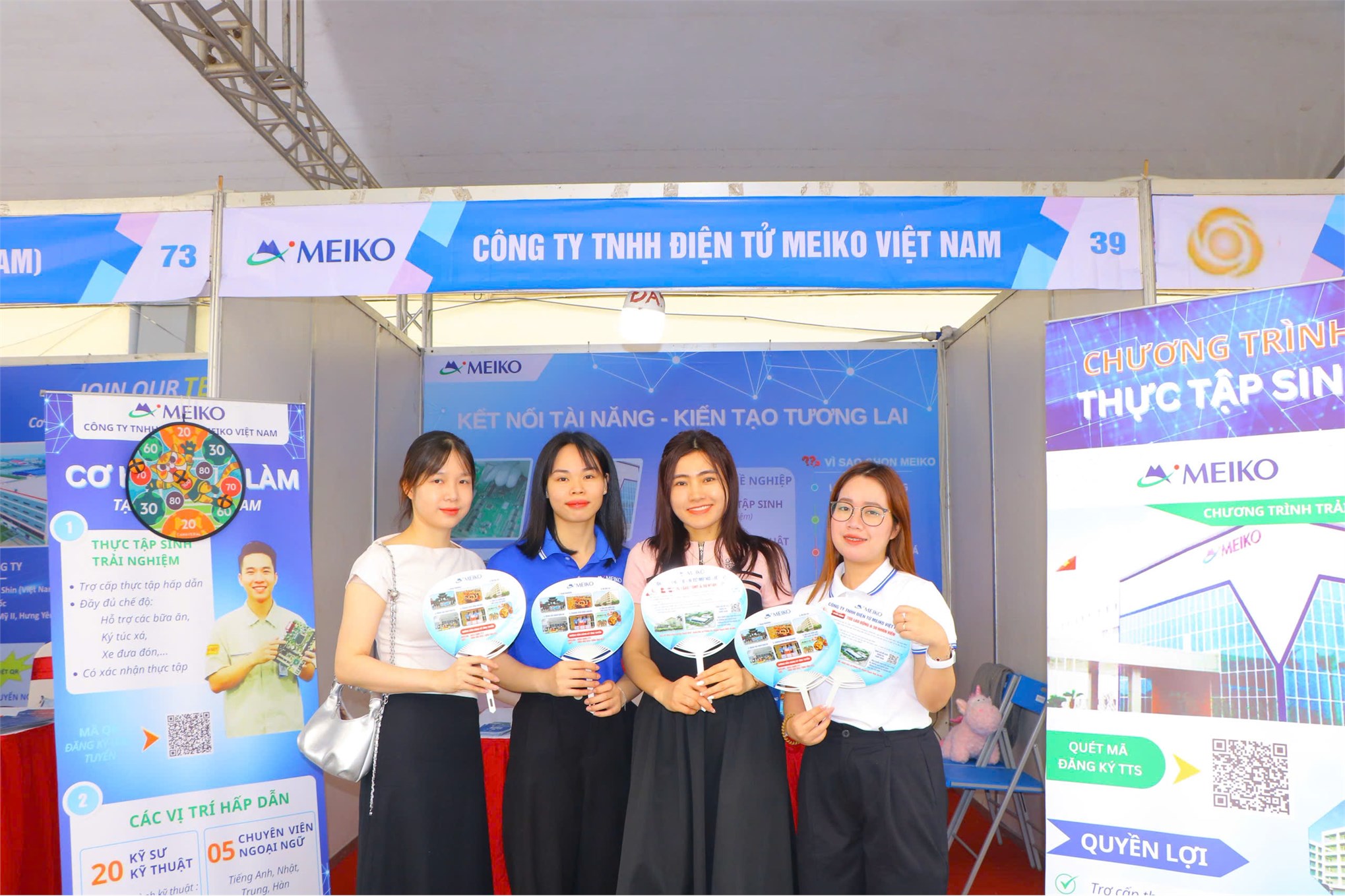 HaUI JOB FAIR 2026 - nhiều cơ hội việc làm từ các công ty, tập đoàn lớn cho sinh viên Trường Kinh tế