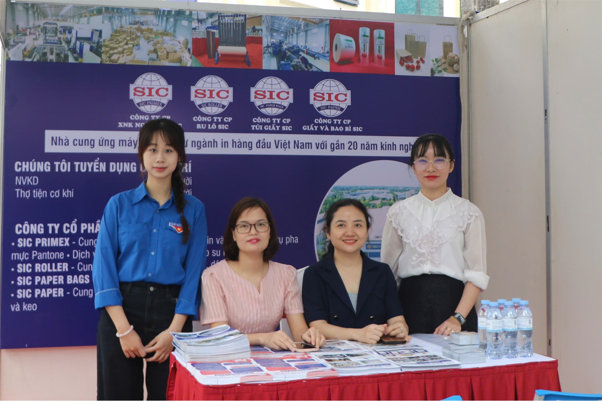 HaUI JOB FAIR 2026 - nhiều cơ hội việc làm từ các công ty, tập đoàn lớn cho sinh viên Trường Kinh tế