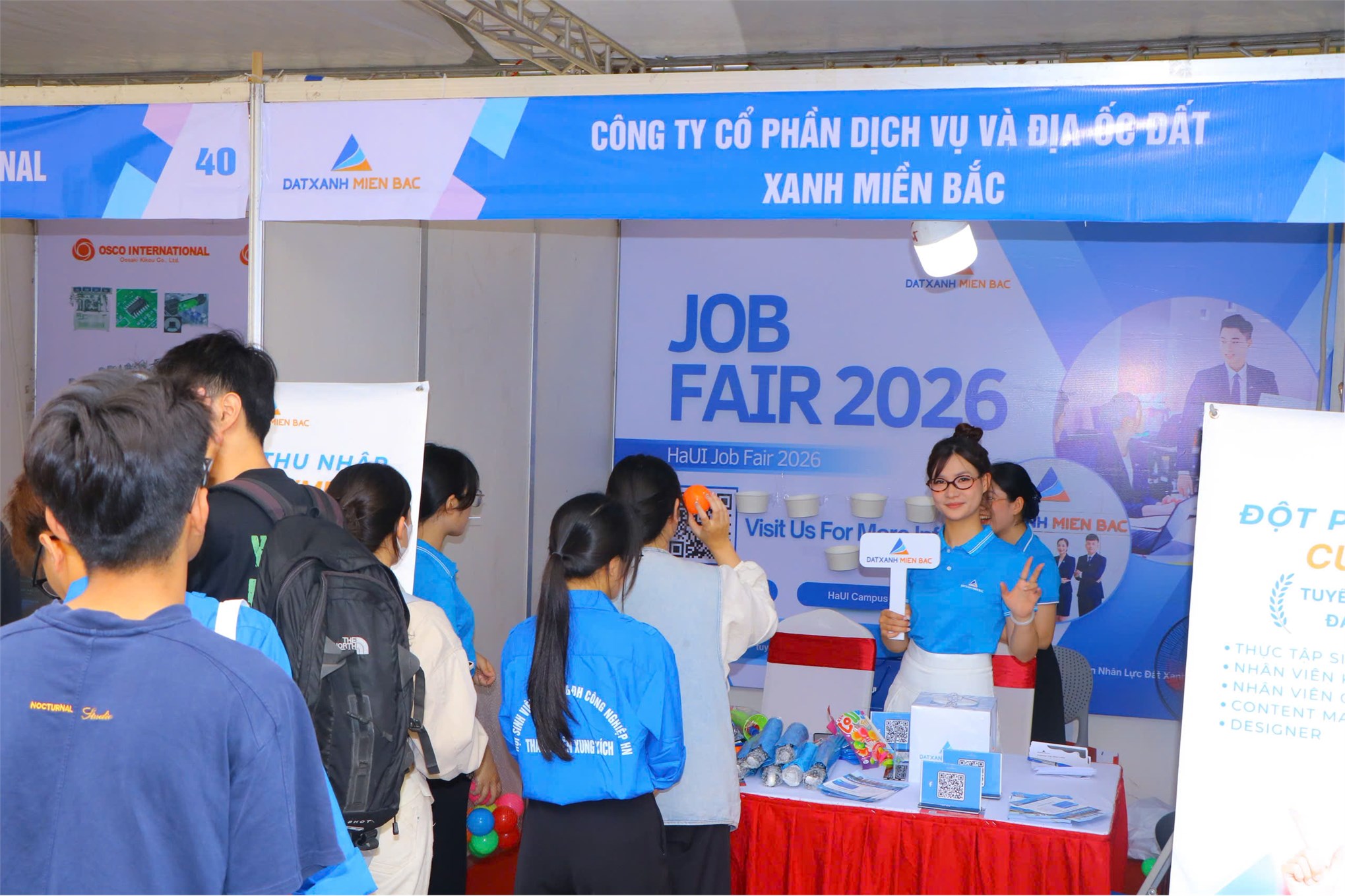 HaUI JOB FAIR 2026 - nhiều cơ hội việc làm từ các công ty, tập đoàn lớn cho sinh viên Trường Kinh tế