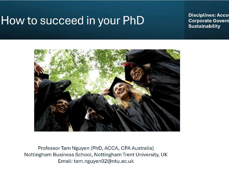 Trường Kinh tế tổ chức seminar “Hướng dẫn các bước để thực hiện Nghiên cứu sinh thành công”