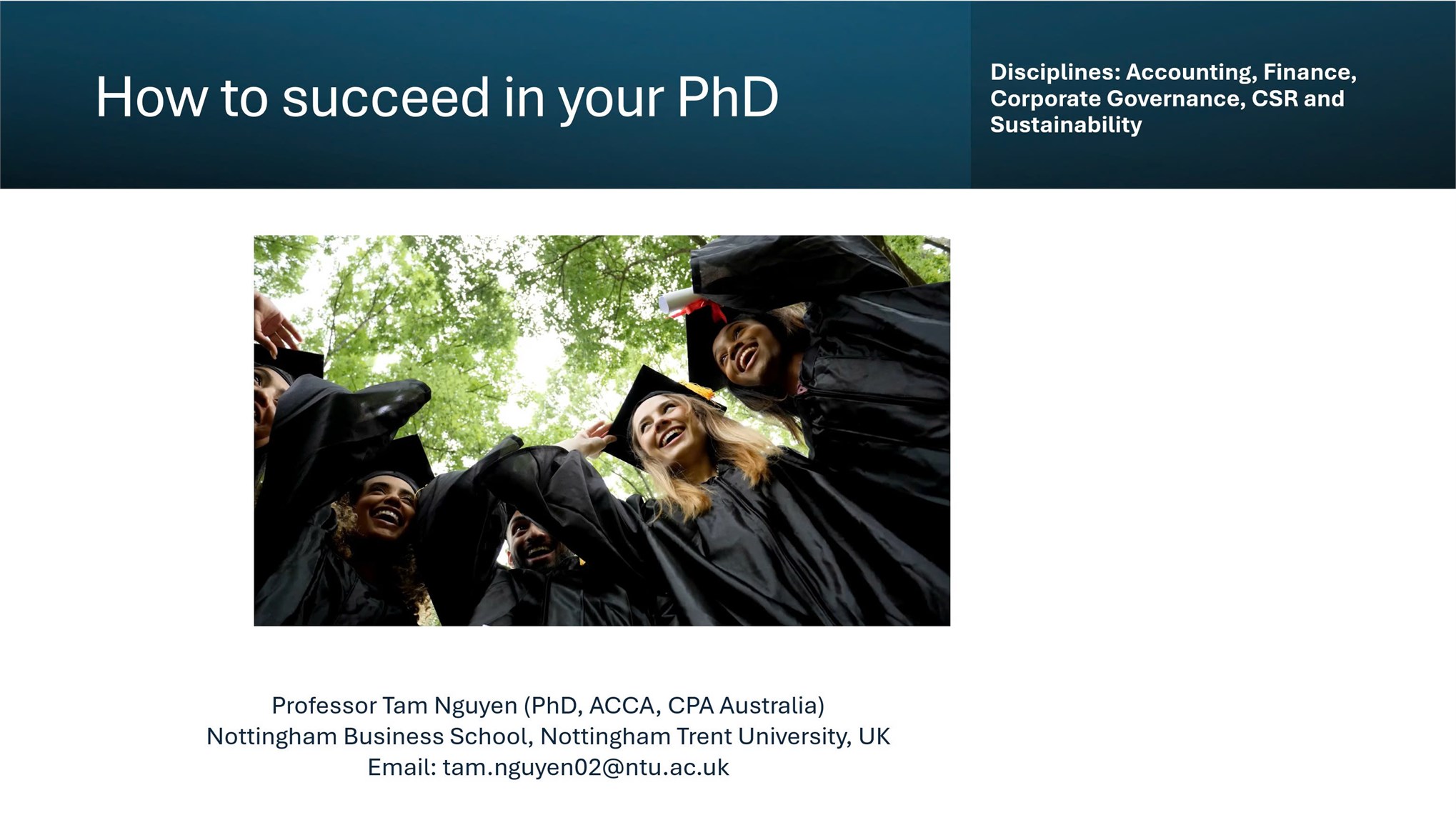 Trường Kinh tế tổ chức Seminar: `Hướng dẫn các bước để thực hiện nghiên cứu sinh thành công`