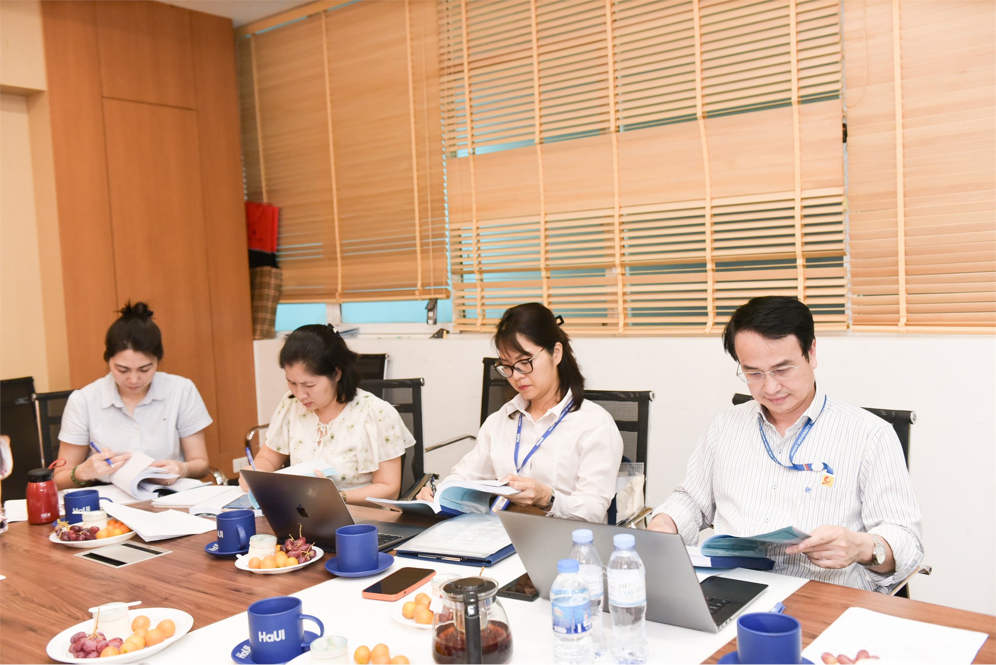 Nghiệm thu cấp đơn vị đề tài KH&CN cấp trường năm 2025: “Các nhân tố ảnh hưởng đến phòng chống gian lận: Nghiên cứu tại các công ty cổ phần phi tài chính niêm yết trên thị trường chứng khoán Việt Nam”