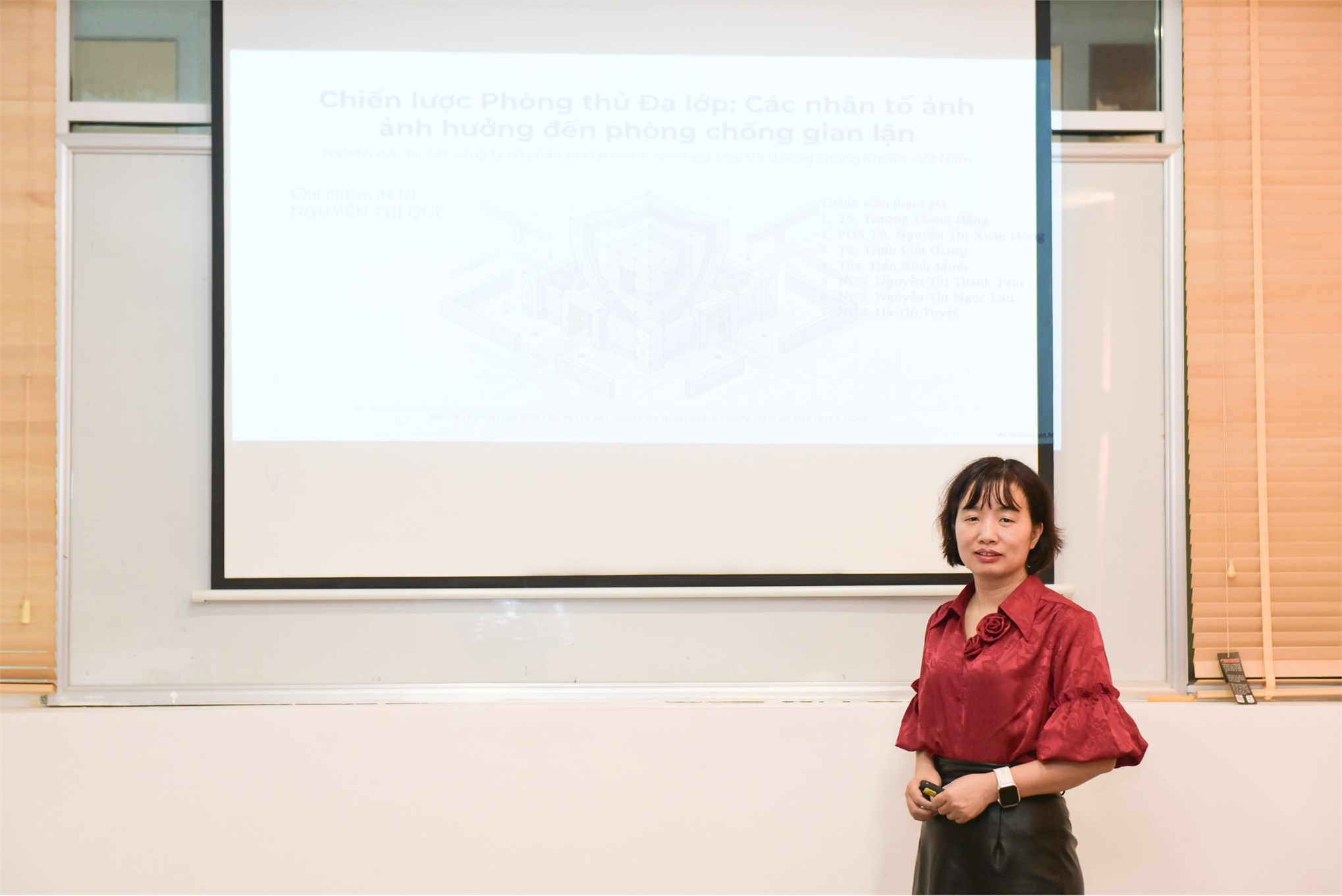 Nghiệm thu cấp đơn vị đề tài KH&CN cấp trường năm 2025: “Các nhân tố ảnh hưởng đến phòng chống gian lận: Nghiên cứu tại các công ty cổ phần phi tài chính niêm yết trên thị trường chứng khoán Việt Nam”