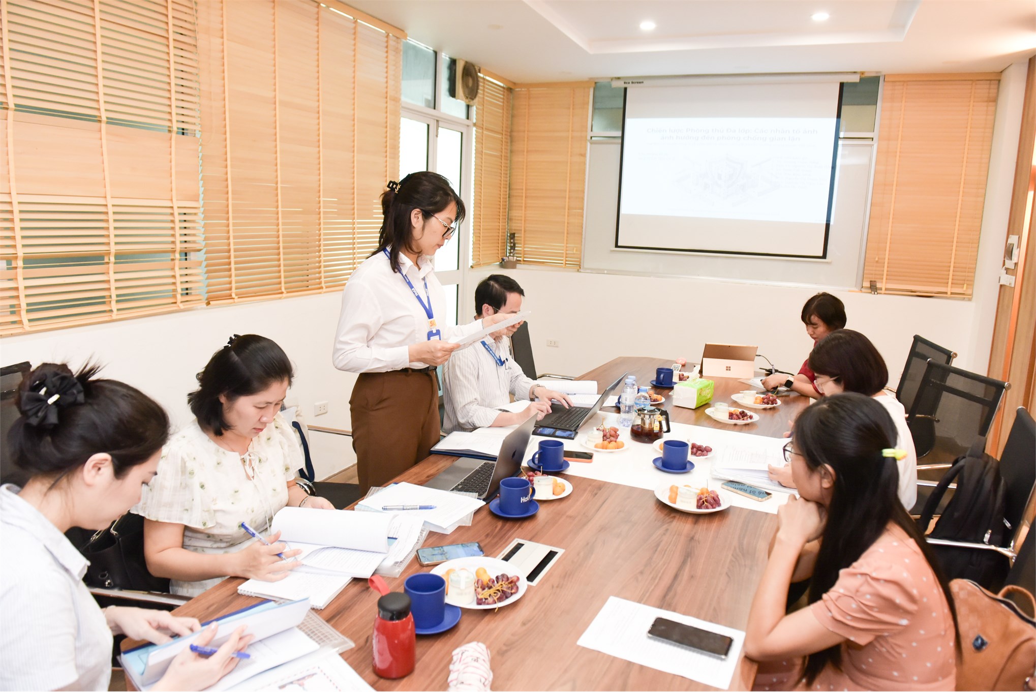 Nghiệm thu cấp đơn vị đề tài KH&CN cấp trường năm 2025: “Các nhân tố ảnh hưởng đến phòng chống gian lận: Nghiên cứu tại các công ty cổ phần phi tài chính niêm yết trên thị trường chứng khoán Việt Nam”