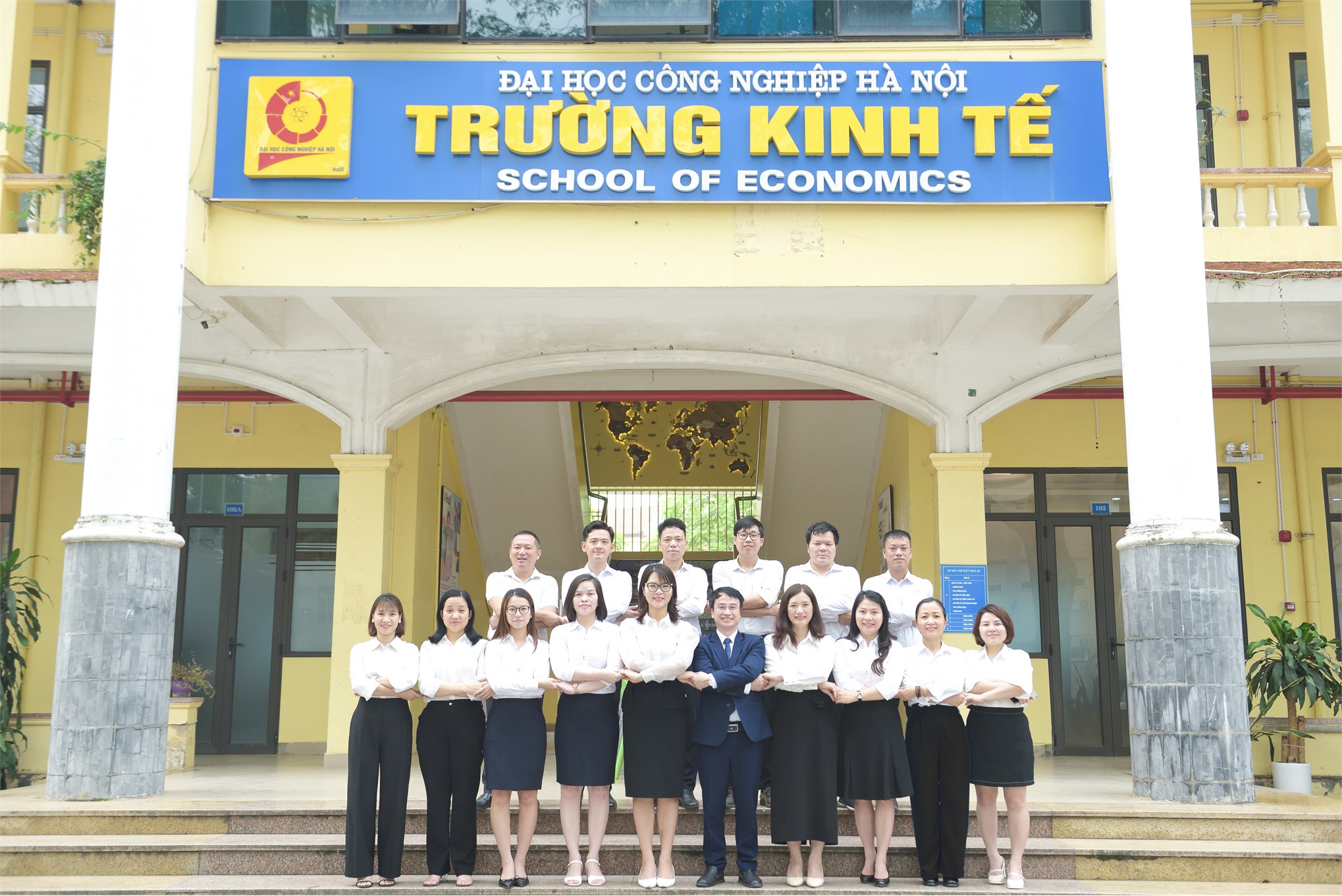 Giới thiệu về Phòng Tổng hợp