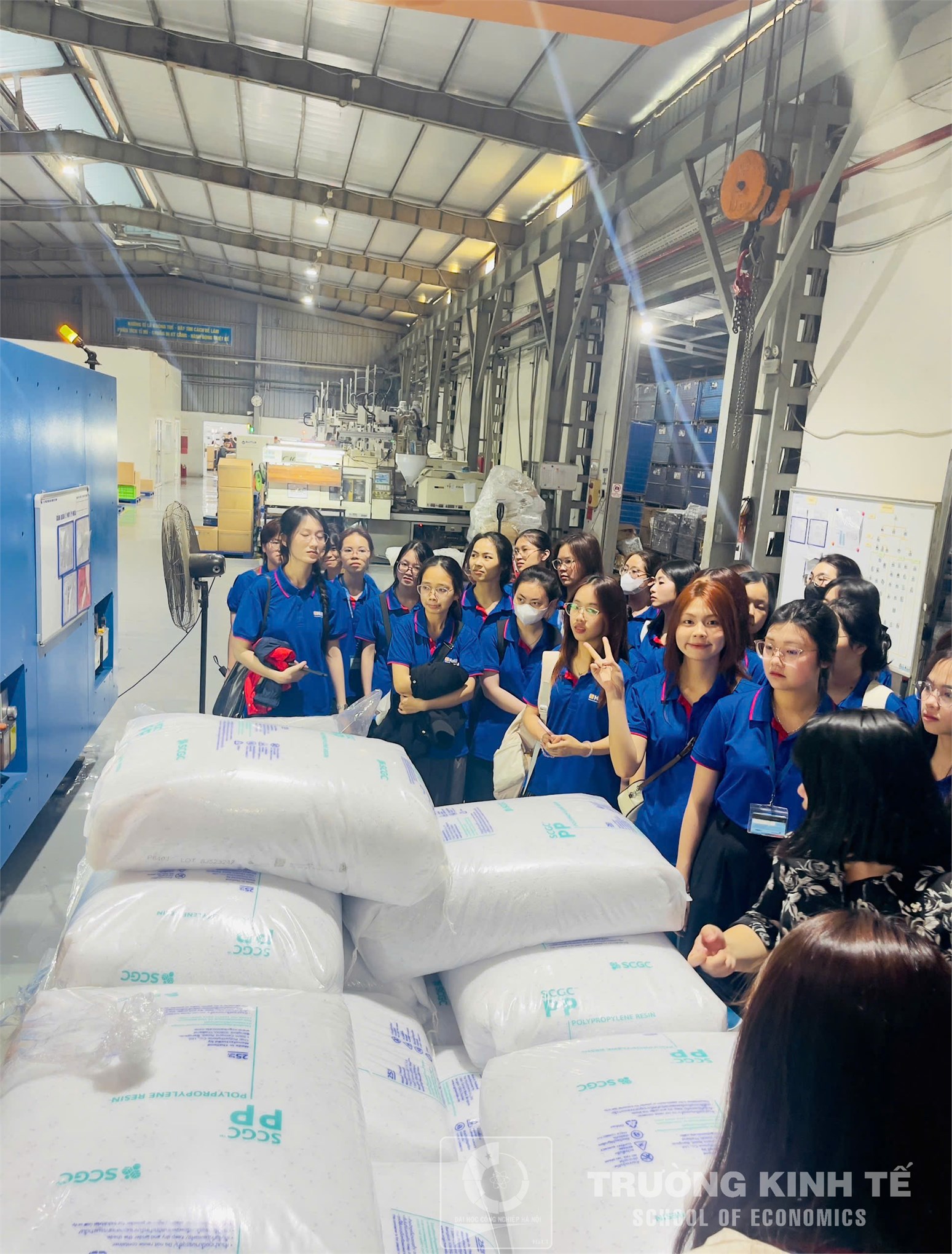 Sinh viên Khoa Kế toán – Kiểm toán, Trường Kinh tế (HaUI) tham quan thực tế tại Công ty cổ phần Công nghệ Hanin Việt Nam