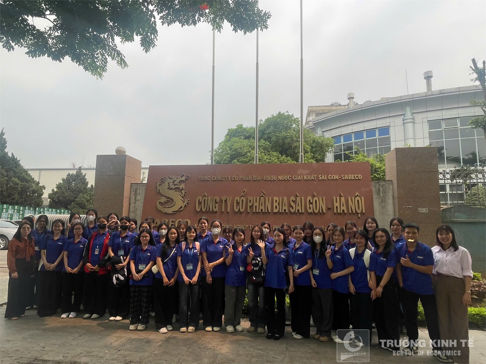 Sinh viên Khoa Kế toán – Kiểm toán, Trường Kinh tế (HaUI) tham quan thực tế tại Công ty Cổ phần bia Sài Gòn - Hà Nội