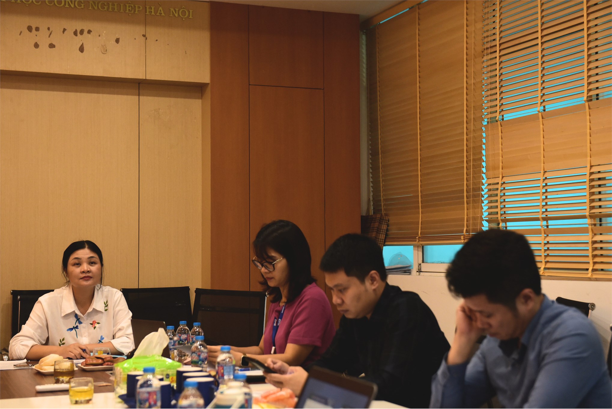 Nghiệm thu đề tài cấp trường: “Xây dựng mô hình ra quyết định đa tiêu chuẩn động để đánh giá và lựa chọn vị trí trung tâm phân phối bền vững của doanh nghiệp cung ứng nông sản tại Việt Nam”