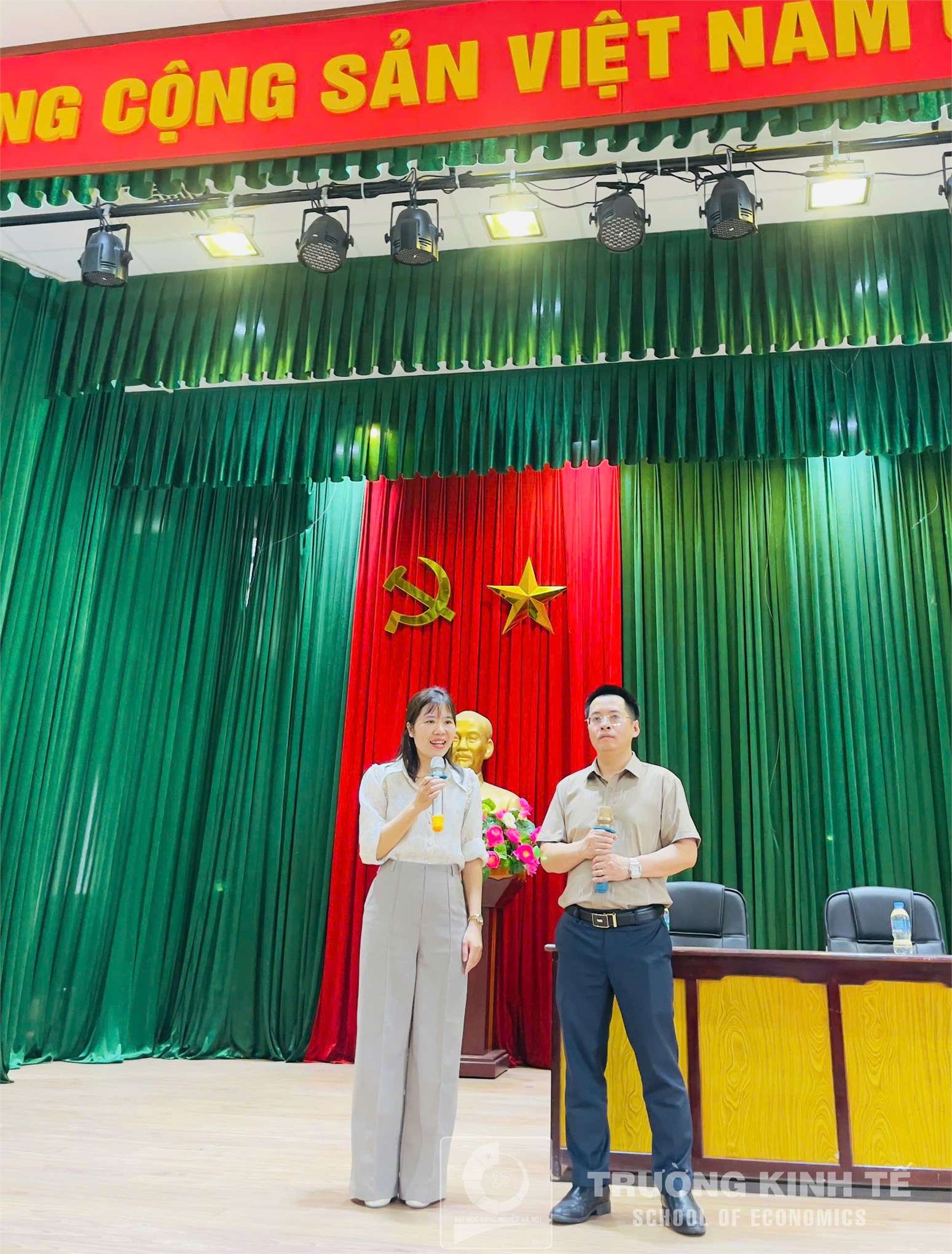 Sinh viên Khoa Kế toán – Kiểm toán, Trường Kinh tế (HaUI) tham quan thực tế tại Công ty Cổ phần 26 – Trực thuộc Tổng cục Hậu cần – Bộ Quốc phòng