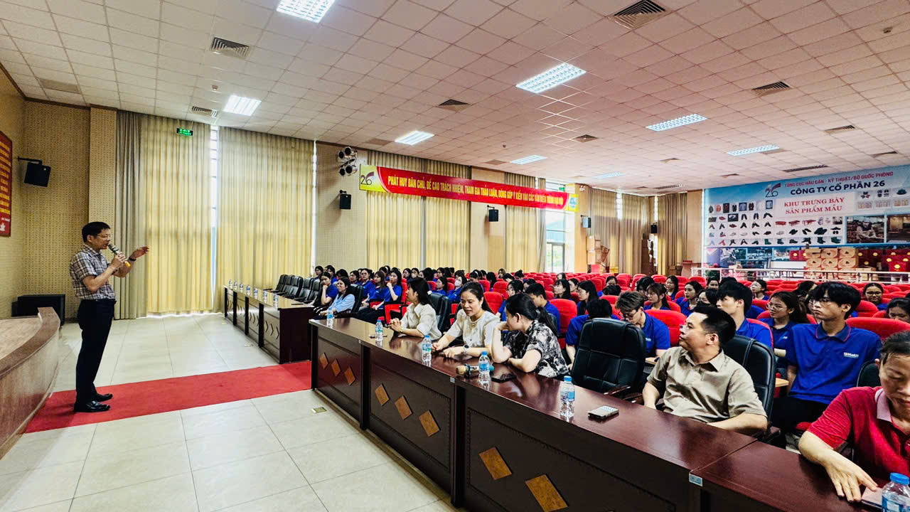 Sinh viên Khoa Kế toán – Kiểm toán, Trường Kinh tế (HaUI) tham quan thực tế tại Công ty Cổ phần 26 – Trực thuộc Tổng cục Hậu cần – Bộ Quốc phòng