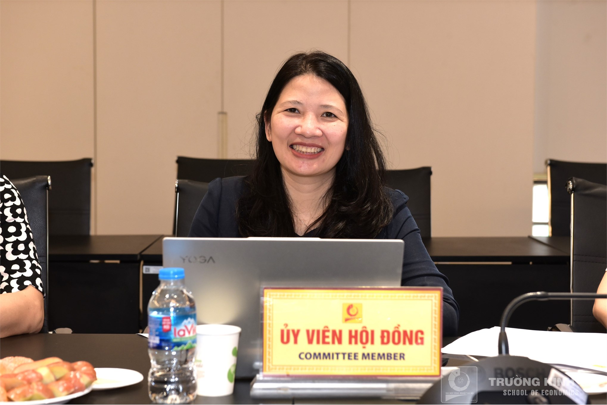 Trường Kinh tế tổ chức Đánh giá luận án Tiến sĩ cấp đơn vị chuyên môn cho Nghiên cứu sinh Nguyễn Thị Thu Thảo