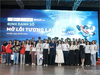 Định danh số - Mở lối tương lai: Cơ hội vàng cho sinh viên Trường Kinh tế sở hữu "tài sản số" với tên miền ID.VN