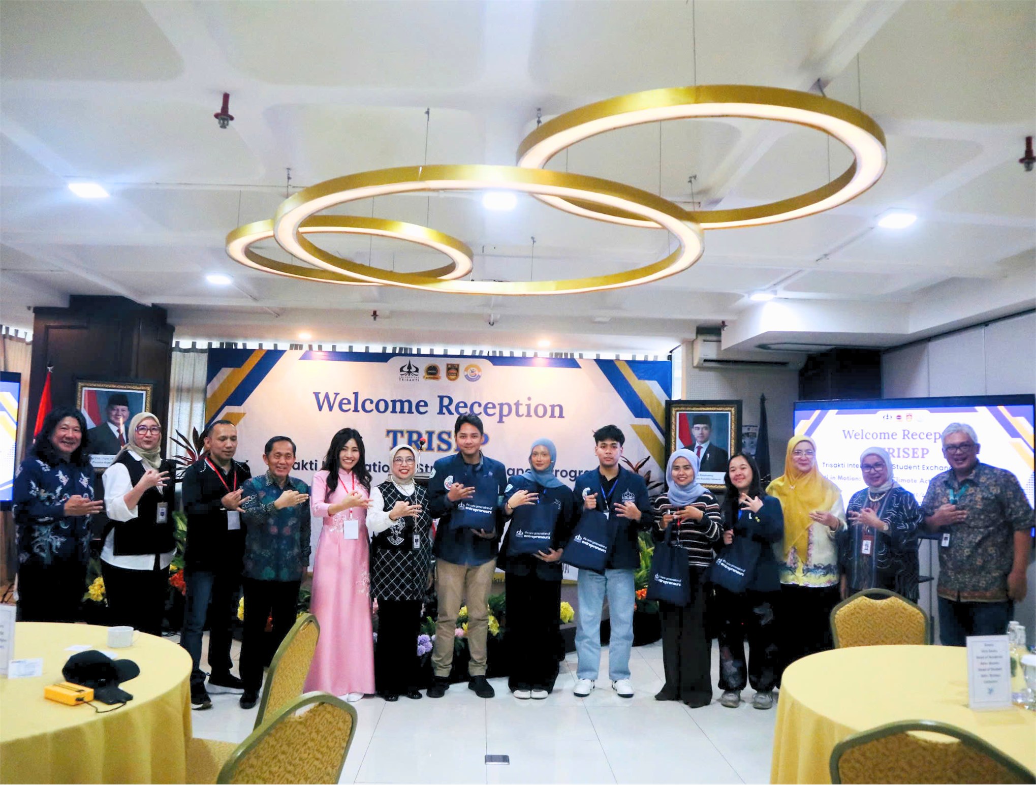 Đoàn Đại học Công nghiệp Hà Nội bắt đầu hành trình trao đổi sinh viên quốc tế tại Đại học Trisakti (Indonesia)