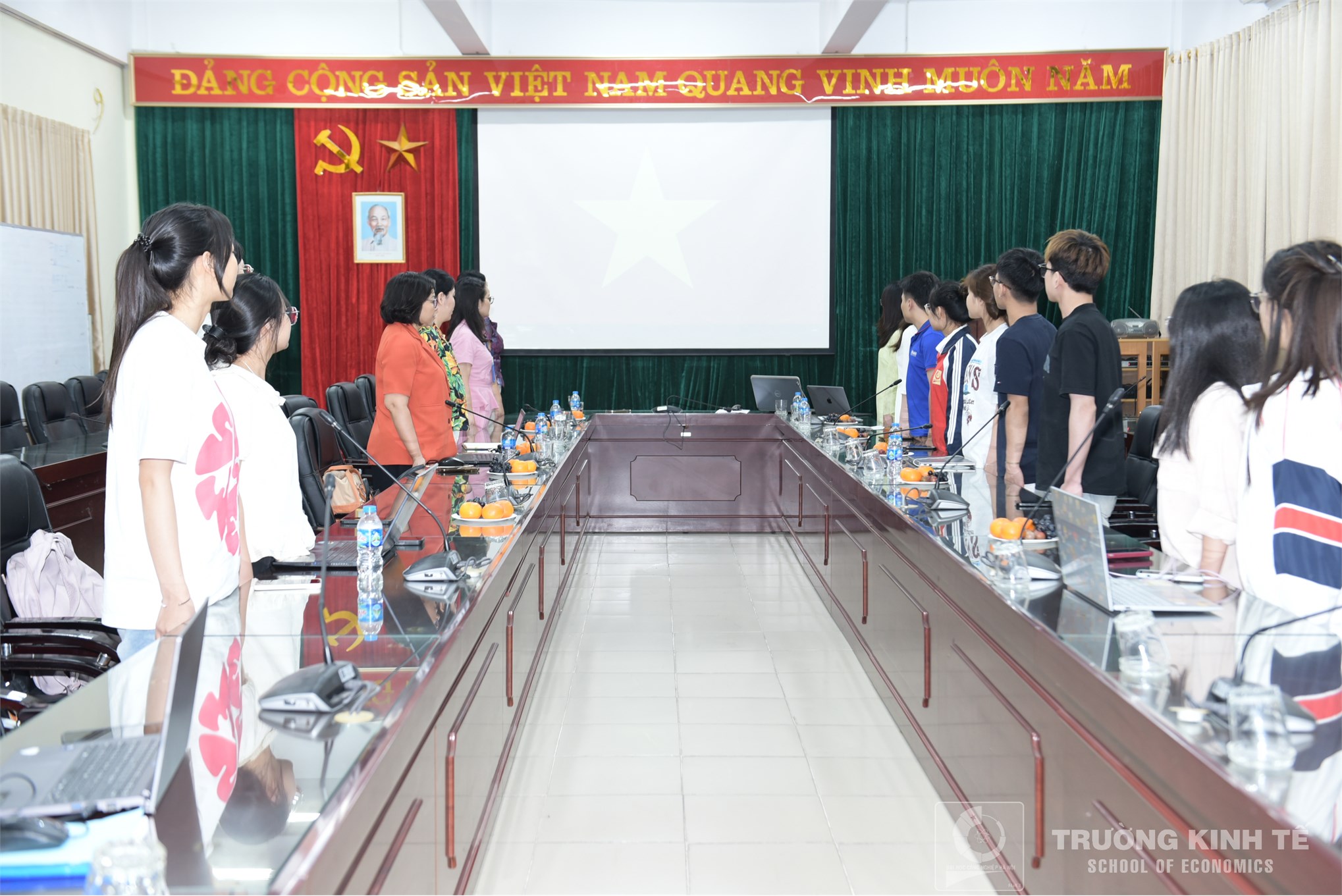 Chi bộ Kinh tế 5 tổ chức Lễ kết nạp Đảng viên mới và sinh hoạt chuyên đề tháng 5/2026