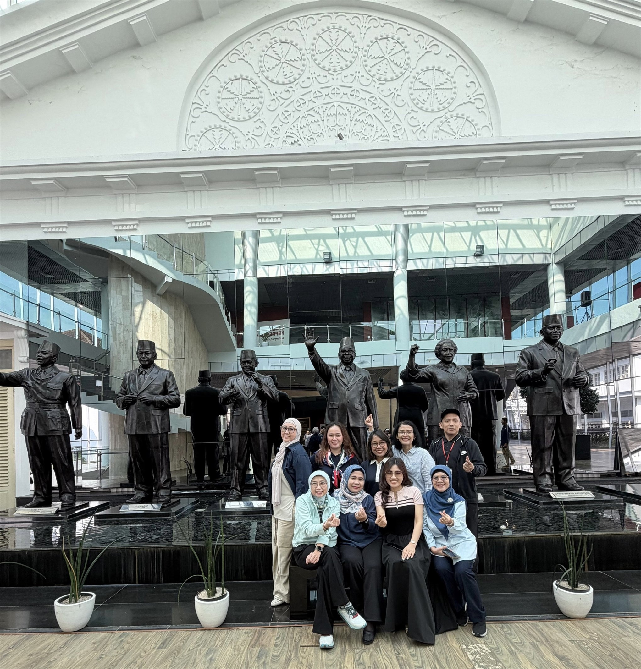 Hành trình trao đổi sinh viên quốc tế tại Indonesia: Sinh viên HaUI ghi dấu ấn qua chuỗi hoạt động học thuật và văn hóa đặc sắc