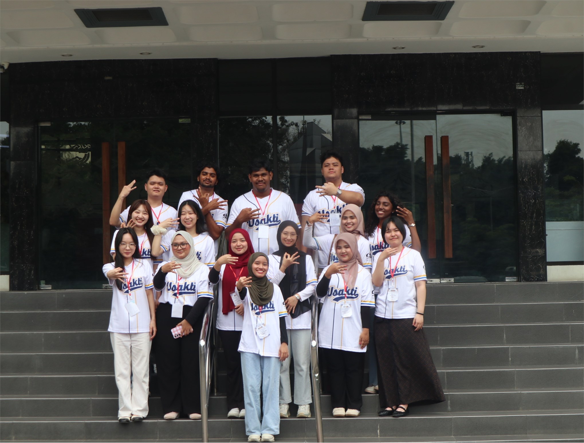 Hành trình trao đổi sinh viên quốc tế tại Indonesia: Sinh viên HaUI ghi dấu ấn qua chuỗi hoạt động học thuật và văn hóa đặc sắc