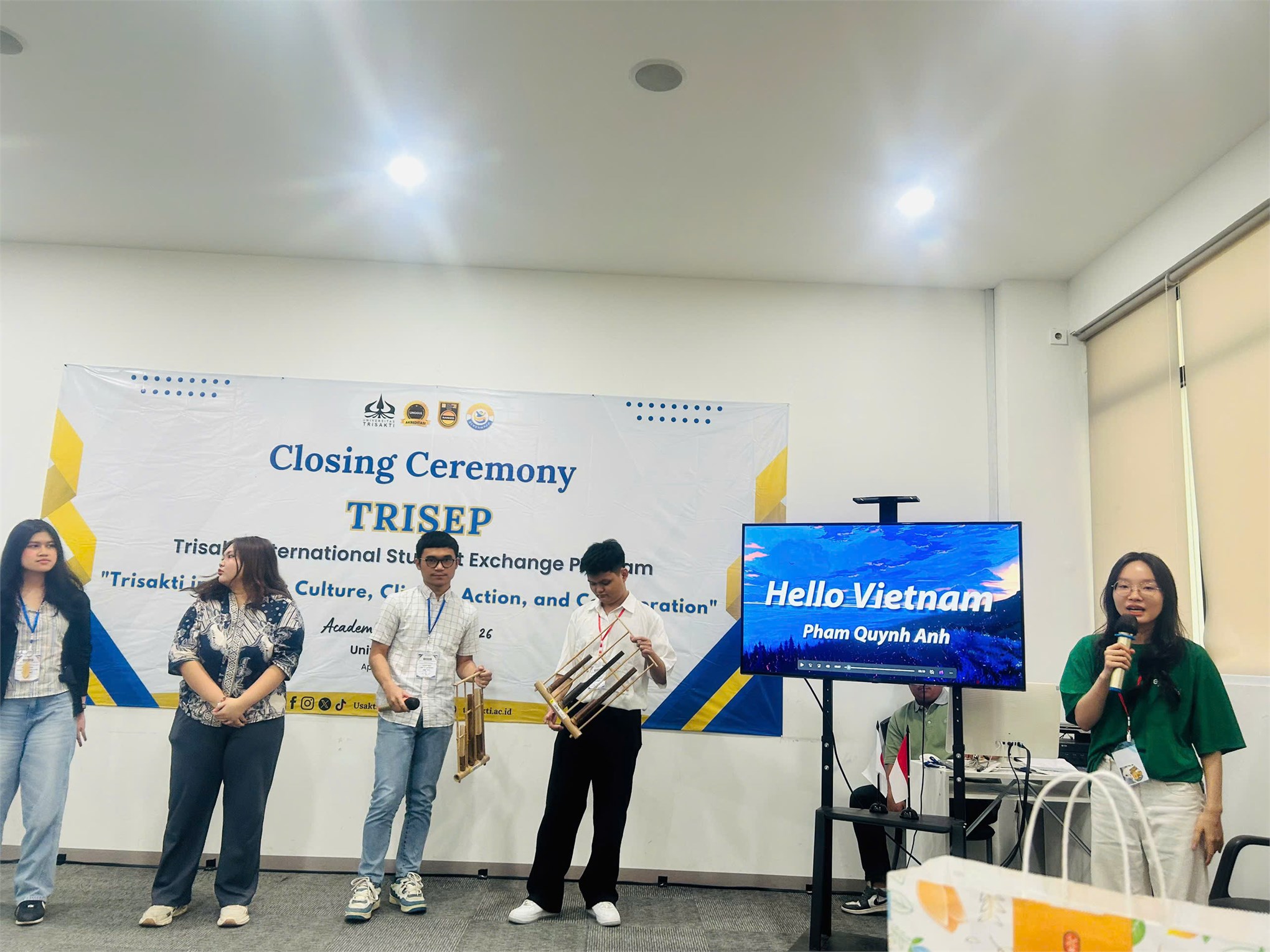 Hành trình giao lưu, học tập và trao đổi của đoàn Đại học Công nghiệp Hà Nội tại Jakarta, Indonesia – khép lại với nhiều dấu ấn đẹp, ý nghĩa và đầy màu sắc quốc tế
