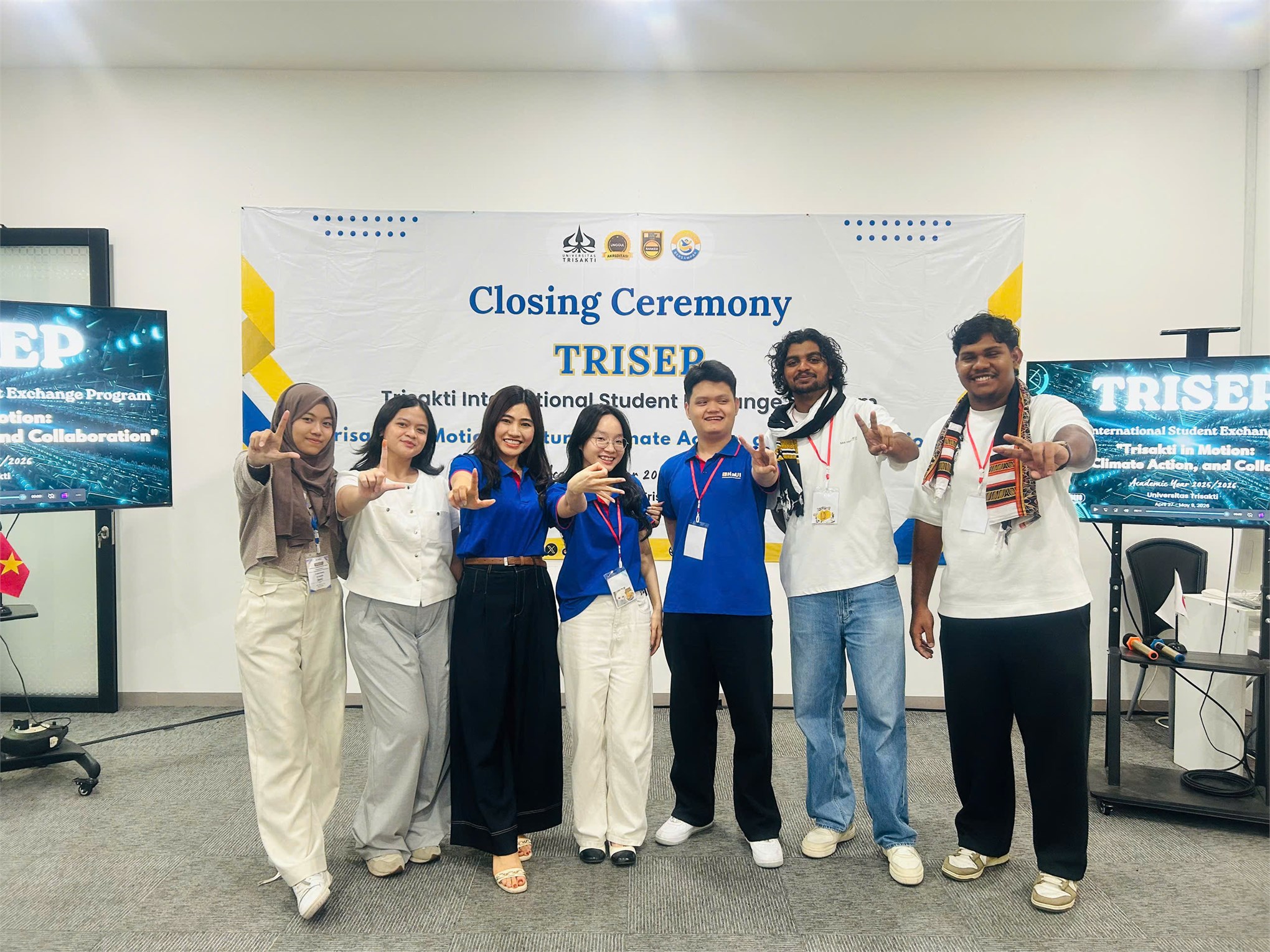 Hành trình giao lưu, học tập và trao đổi của đoàn Đại học Công nghiệp Hà Nội tại Jakarta, Indonesia – khép lại với nhiều dấu ấn đẹp, ý nghĩa và đầy màu sắc quốc tế