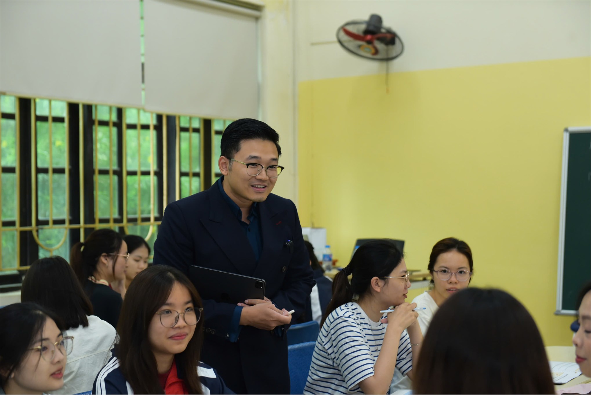 Trường Kinh tế, Đại học Công nghiệp Hà Nội tổ chức thành công buổi tập huấn `Đọc hiểu và phát hiện gian lận trên báo cáo tài chính`