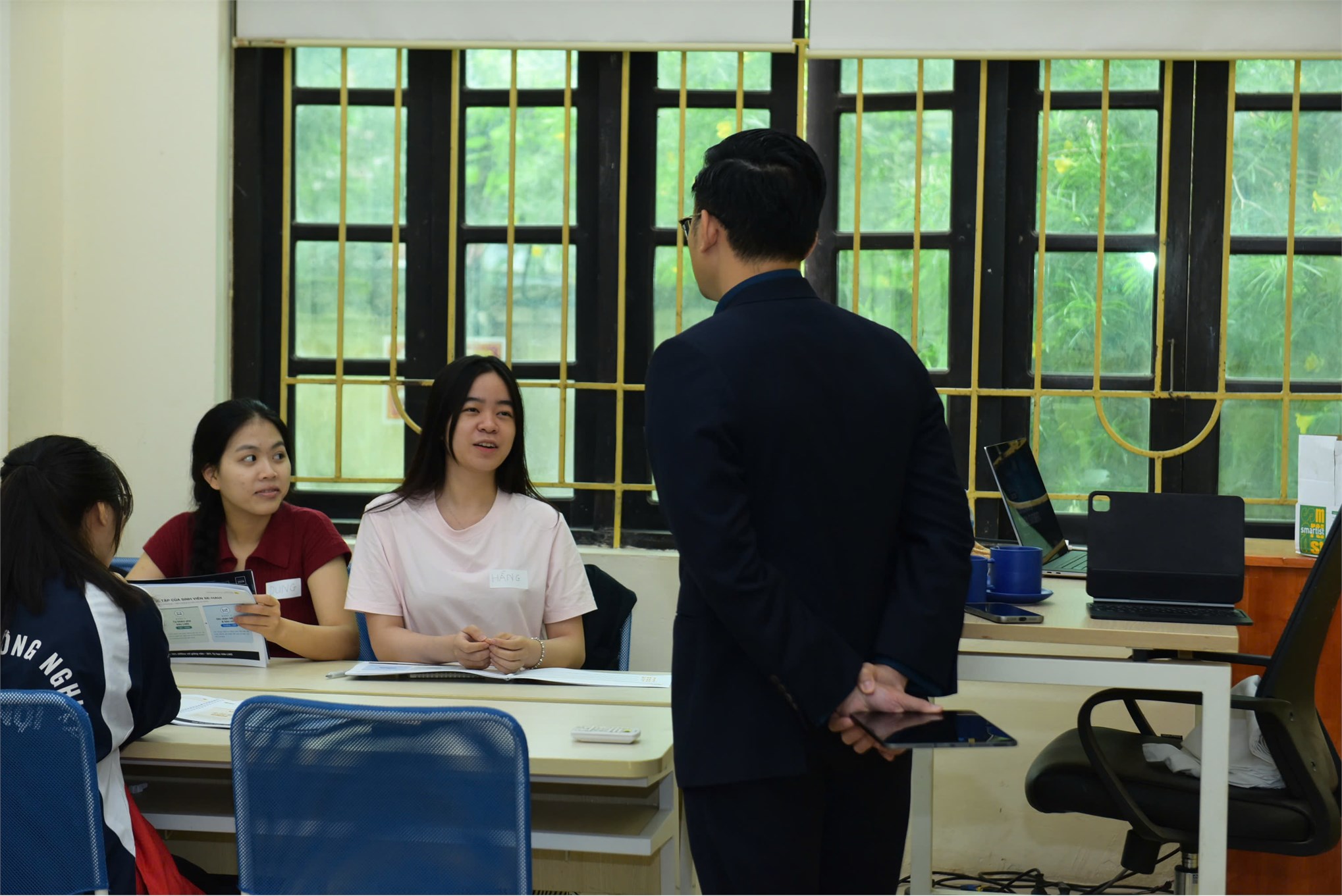 Trường Kinh tế, Đại học Công nghiệp Hà Nội tổ chức thành công buổi tập huấn `Đọc hiểu và phát hiện gian lận trên báo cáo tài chính`