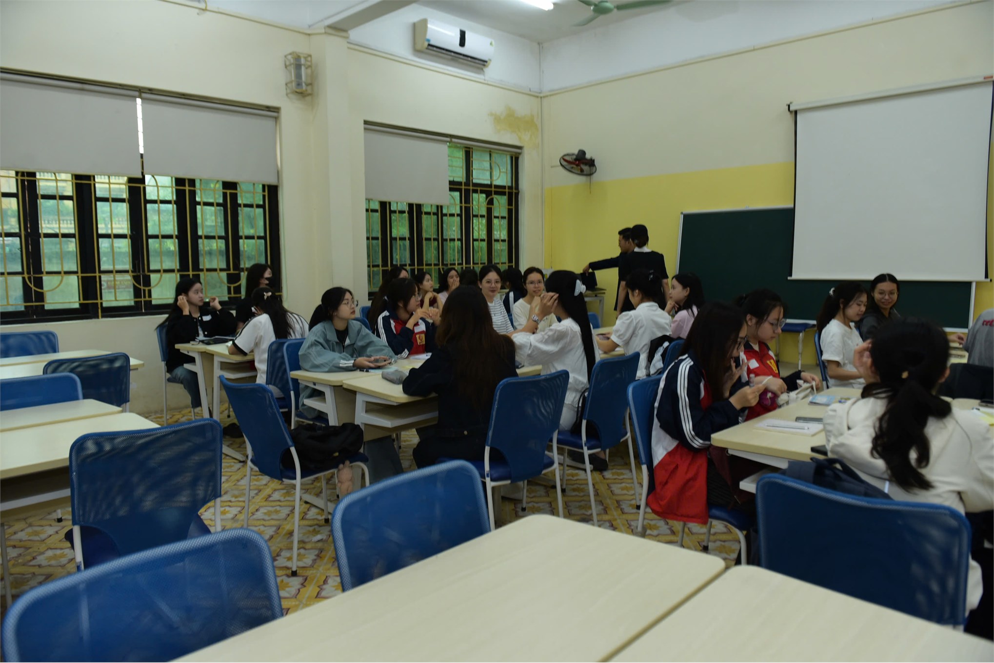 Trường Kinh tế, Đại học Công nghiệp Hà Nội tổ chức thành công buổi tập huấn `Đọc hiểu và phát hiện gian lận trên báo cáo tài chính`