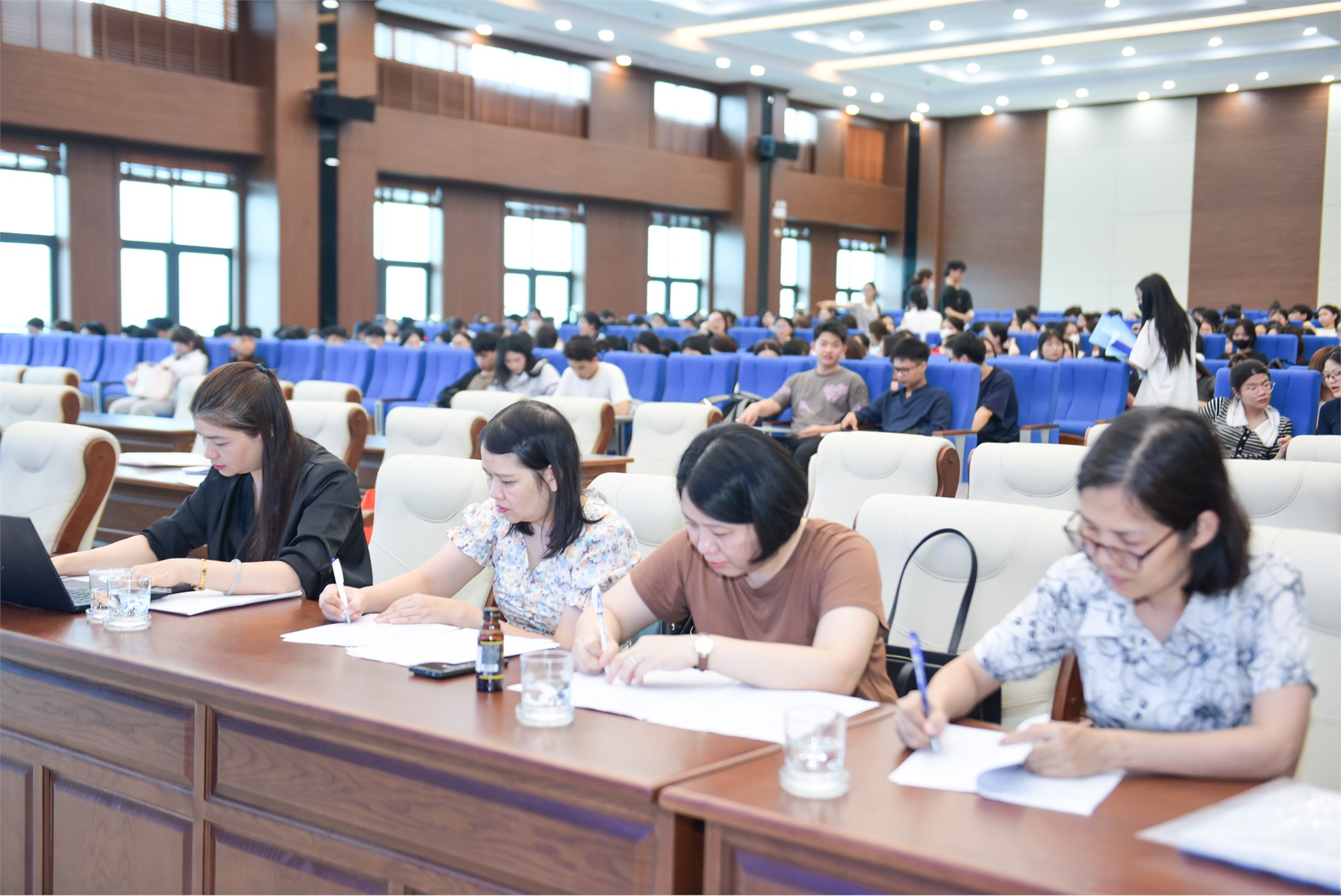 Khoa quản trị, Trường Kinh tế tổ chức Hướng dẫn thực tập cơ sở ngành khối ngành Quản trị và Tư vấn học sớm chương trình Thạc sĩ