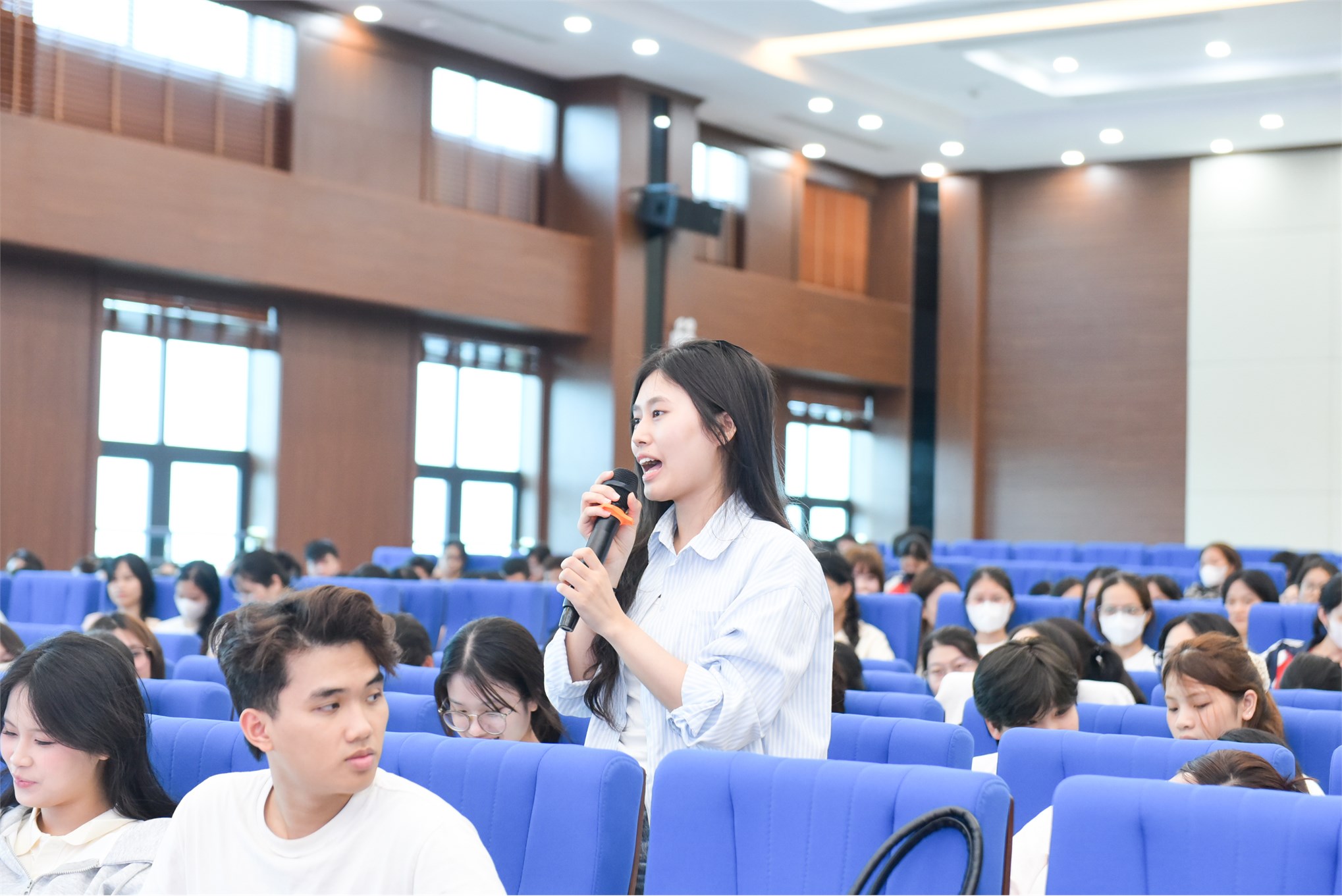 Khoa quản trị, Trường Kinh tế tổ chức Hướng dẫn thực tập cơ sở ngành khối ngành Quản trị và Tư vấn học sớm chương trình Thạc sĩ