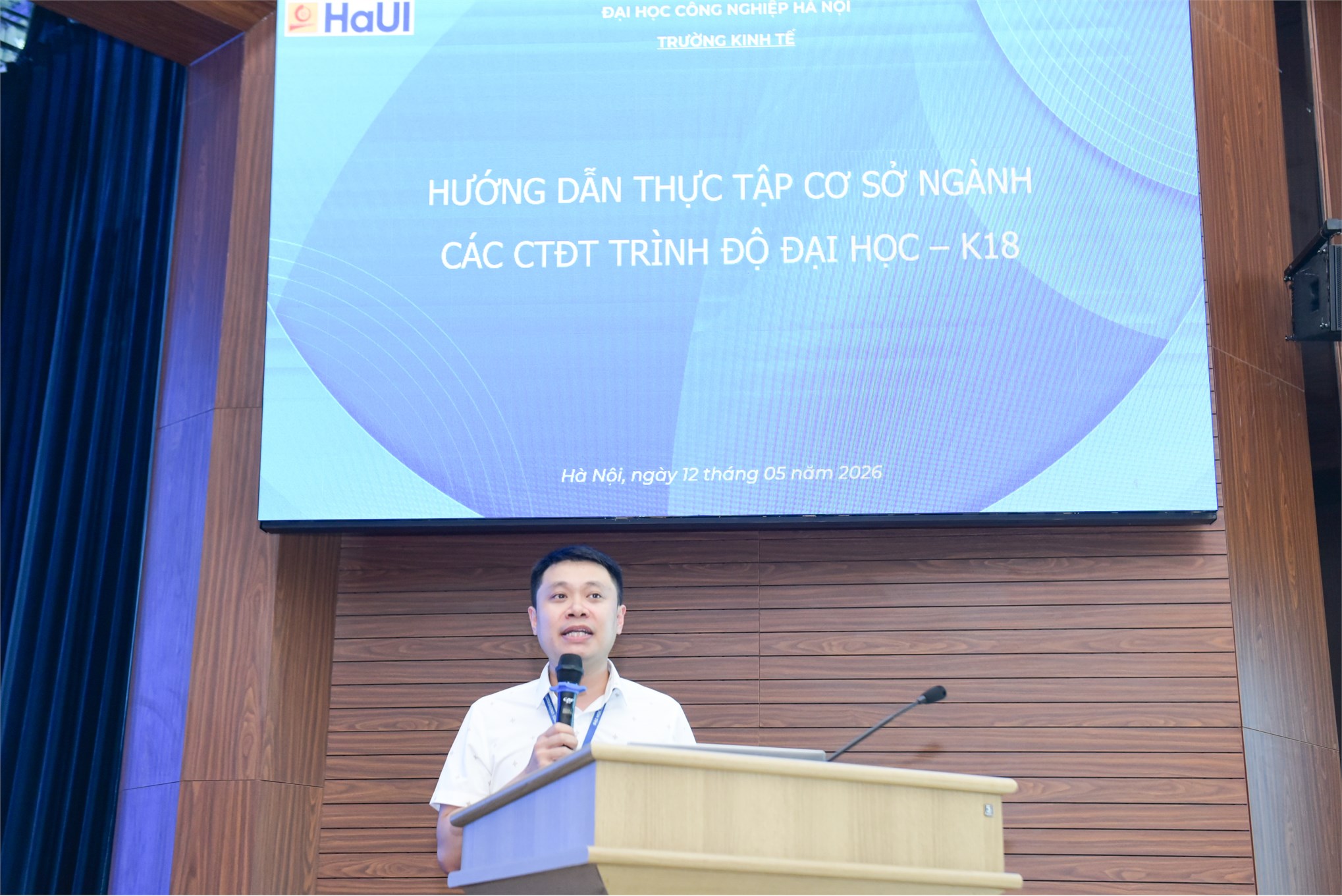 Khoa quản trị, Trường Kinh tế tổ chức Hướng dẫn thực tập cơ sở ngành khối ngành Quản trị và Tư vấn học sớm chương trình Thạc sĩ