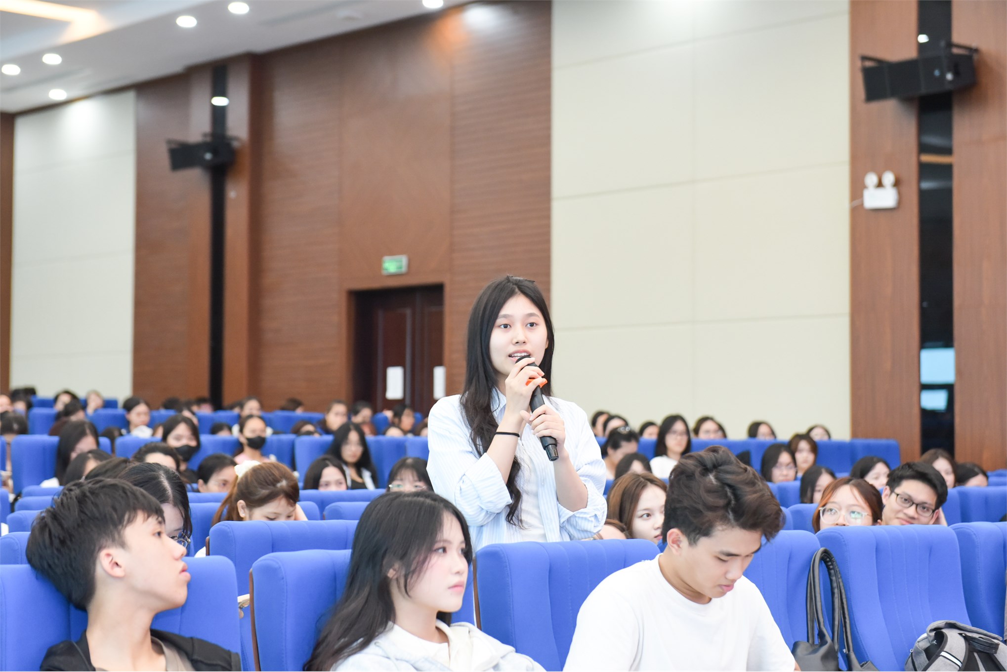Khoa quản trị, Trường Kinh tế tổ chức Hướng dẫn thực tập cơ sở ngành khối ngành Quản trị và Tư vấn học sớm chương trình Thạc sĩ