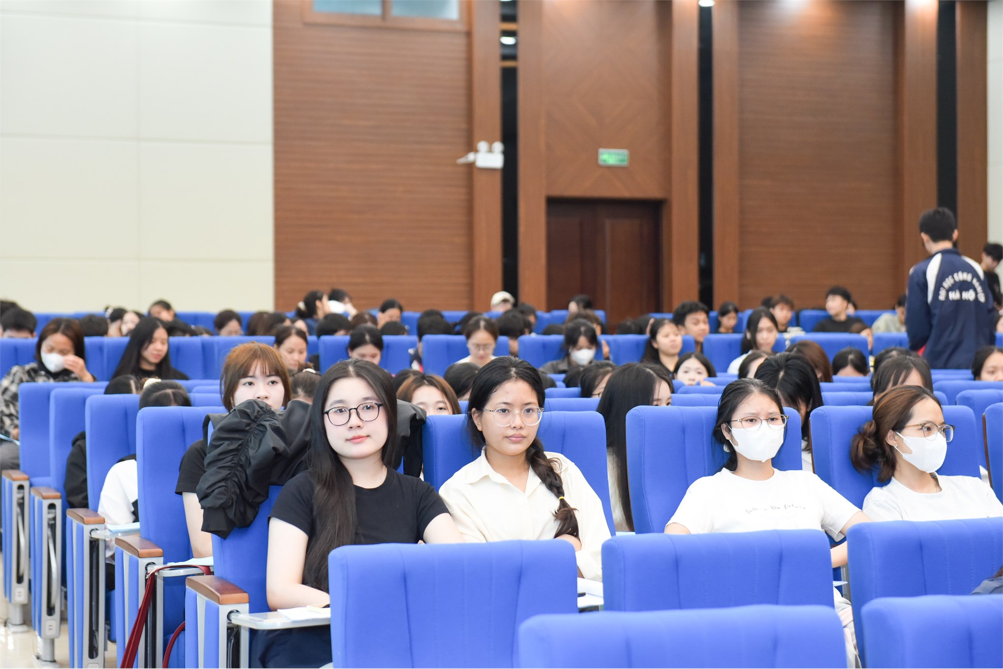 Khoa quản trị, Trường Kinh tế tổ chức Hướng dẫn thực tập cơ sở ngành khối ngành Quản trị và Tư vấn học sớm chương trình Thạc sĩ