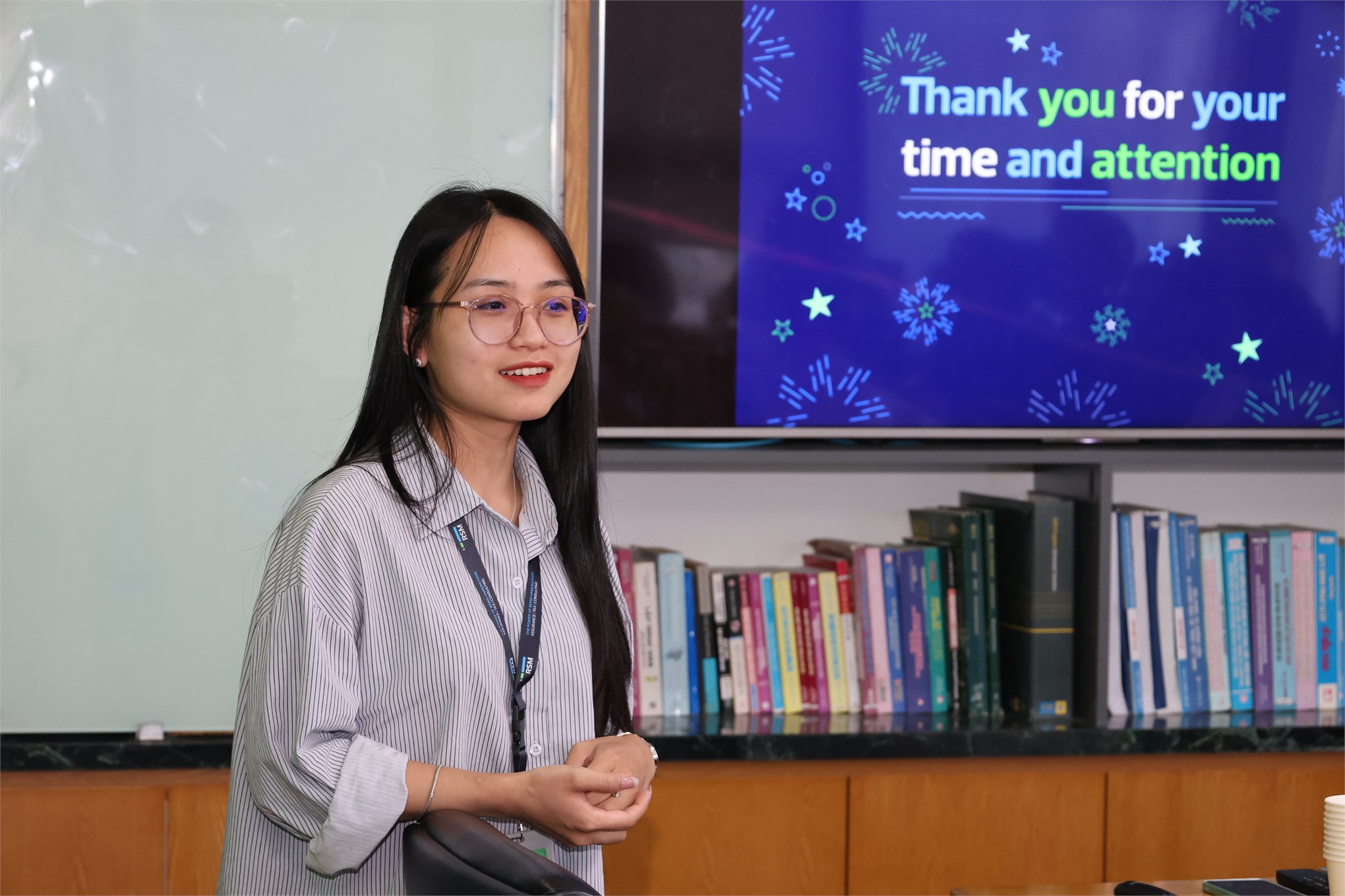 Sinh viên khoa Kế toán – Kiểm toán tham quan thực tế tại Công ty TNHH Kiểm toán & Tư vấn RSM Việt Nam