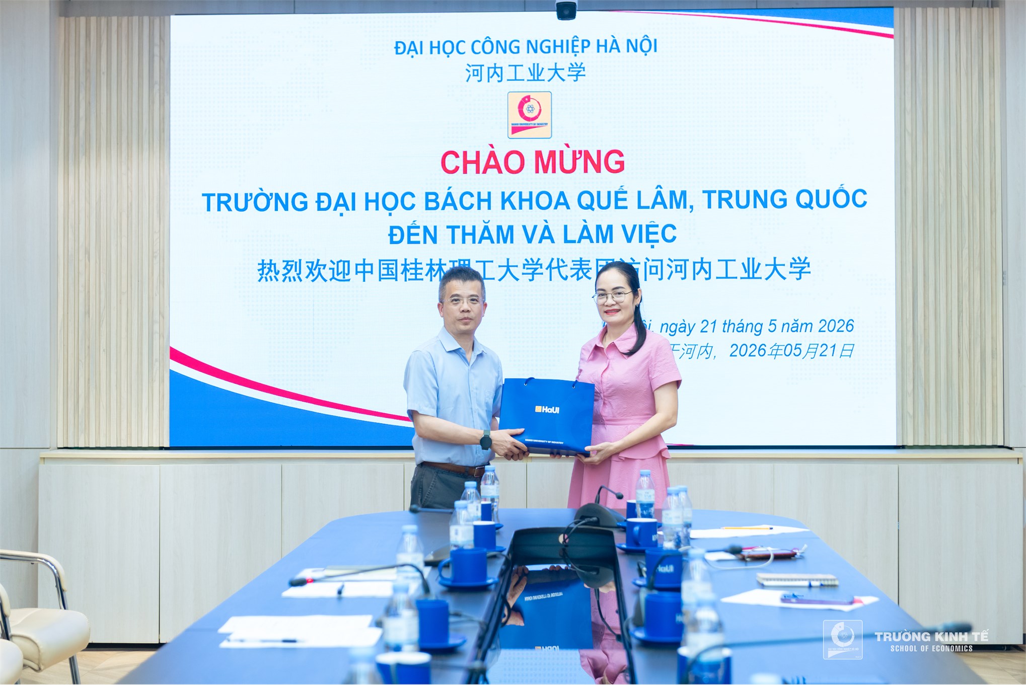 Đại học Công nghiệp Hà Nội đón tiếp đoàn cán bộ Trường Đại học Bách khoa Quế Lâm, Trung Quốc