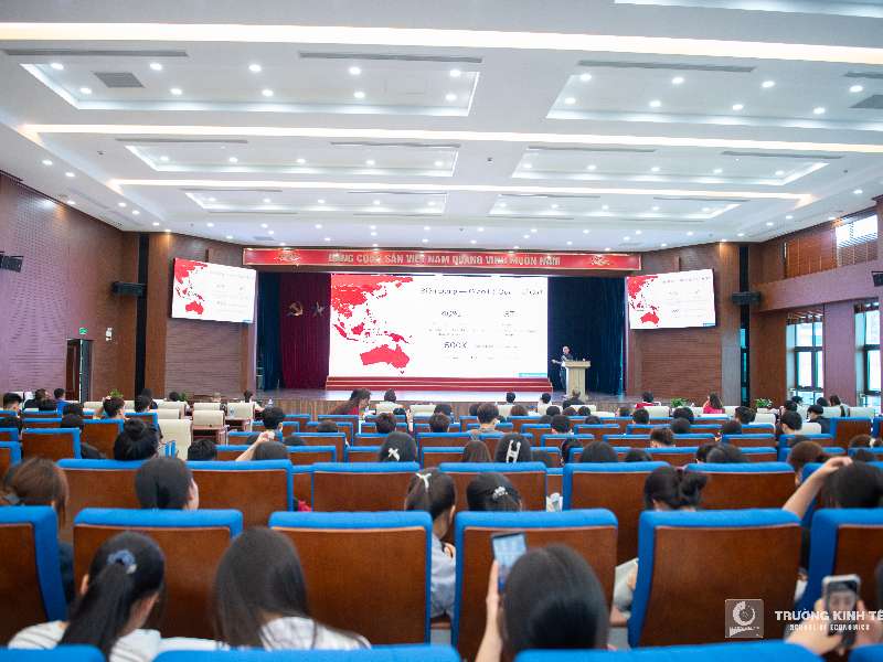 Tọa đàm “Tối ưu chuỗi cung ứng, bứt phá trải nghiệm khách hàng”: Giải bài toán từ điểm nghẽn hạ tầng đến mạng lưới logistics hiện đại