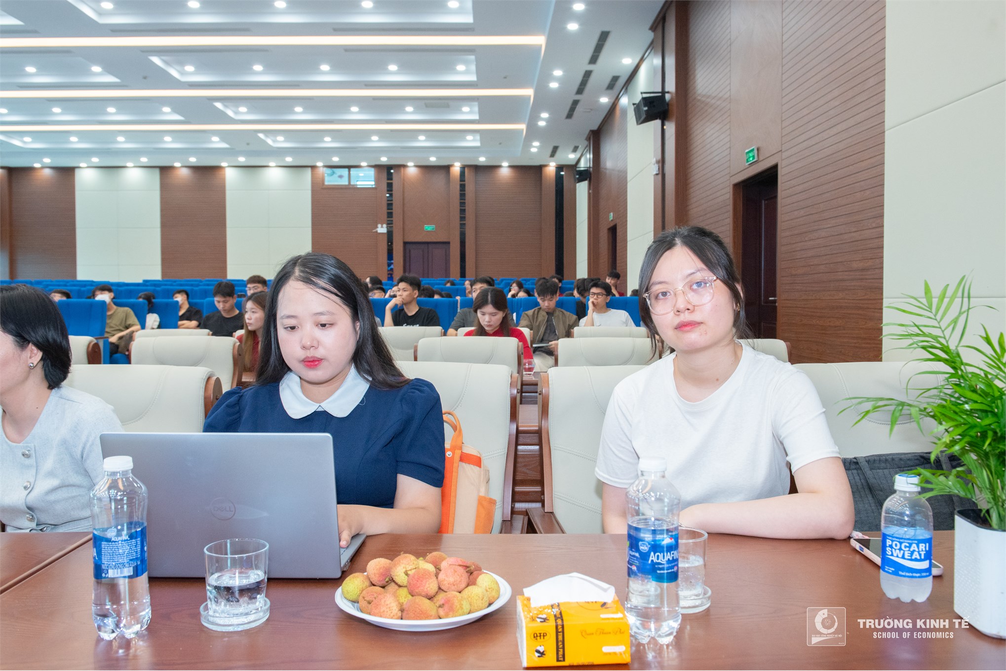 Tọa đàm “Tối ưu chuỗi cung ứng, bứt phá trải nghiệm khách hàng”: Giải bài toán từ điểm nghẽn hạ tầng đến mạng lưới logistics hiện đại