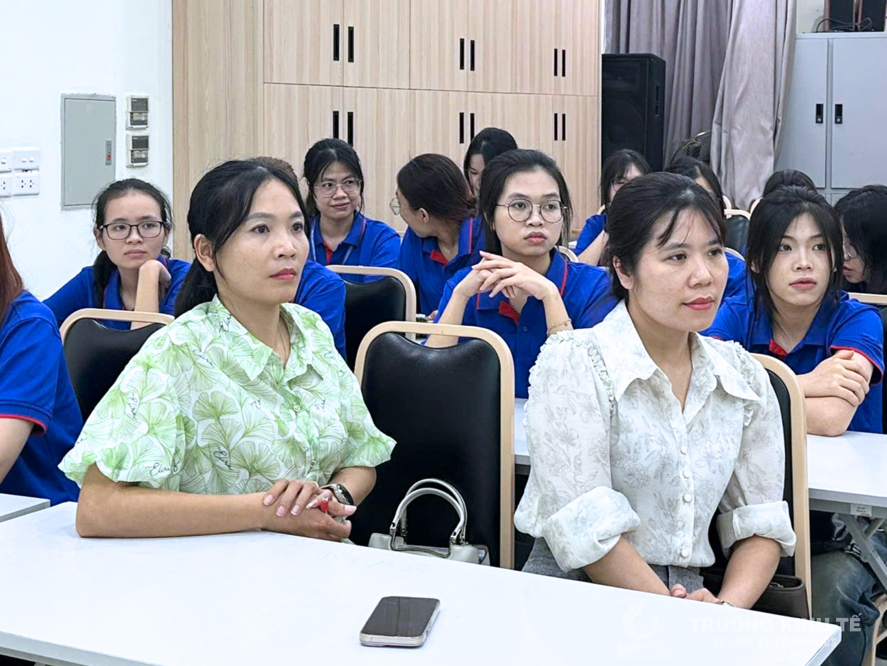 Sinh viên Khoa Kế toán – Kiểm toán, Trường Kinh tế tham quan thực tế tại Công ty TNHH Hãng kiểm toán AASC