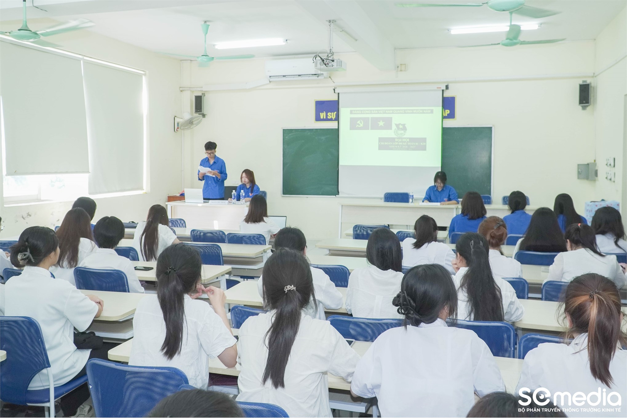 Sôi nổi Đại hội các Chi đoàn Khóa 20 Trường Kinh tế – Đại học Công nghiệp Hà Nội nhiệm kỳ 2026-2027