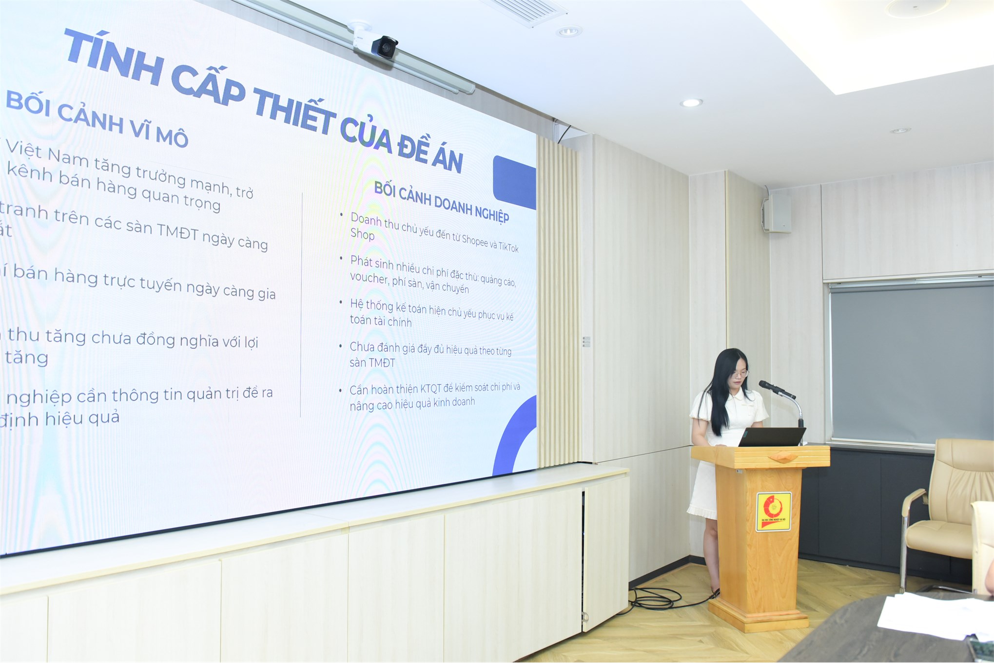Dấu ấn tri thức: Lễ bảo vệ Đề án tốt nghiệp Thạc sĩ ngành Kế toán K14.1 và K14.2 thành công rực rỡ