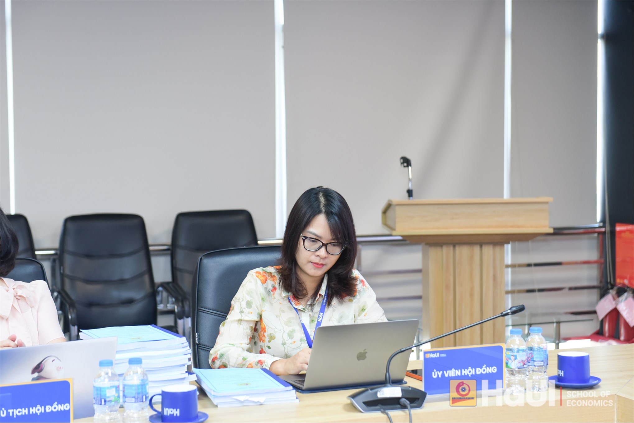 Trường Kinh tế tổ chức đánh giá đề tài nghiên cứu khoa học của sinh viên lĩnh vực: Kế toán, Tài chính - Ngân hàng