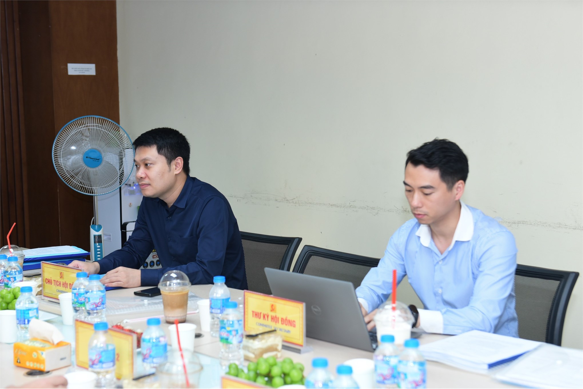 8 học viên cao học khoá 13, 14 ngành Quản trị kinh doanh bảo vệ thành công Đề án tốt nghiệp